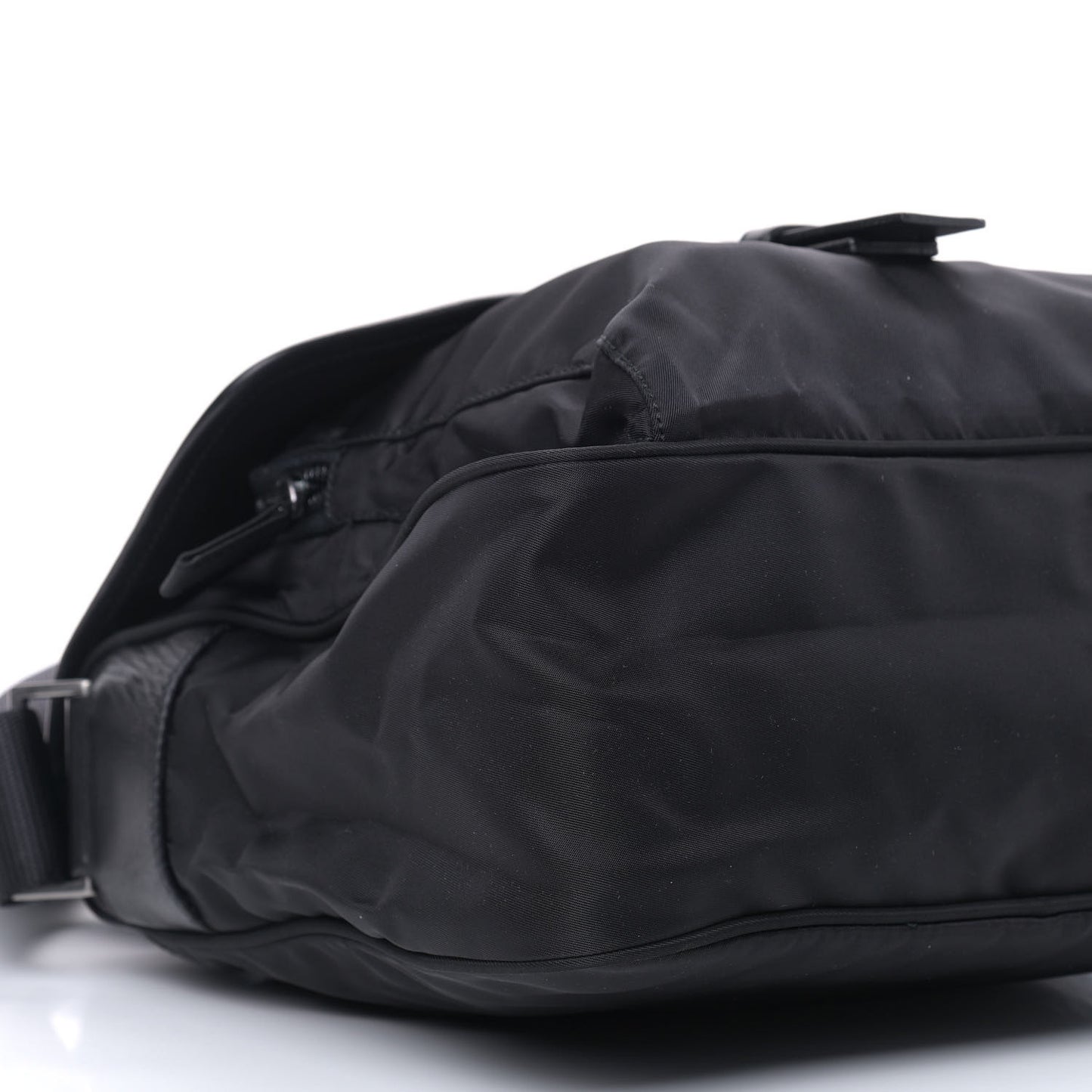 Nylon Vela Sport Messenger Bag Black