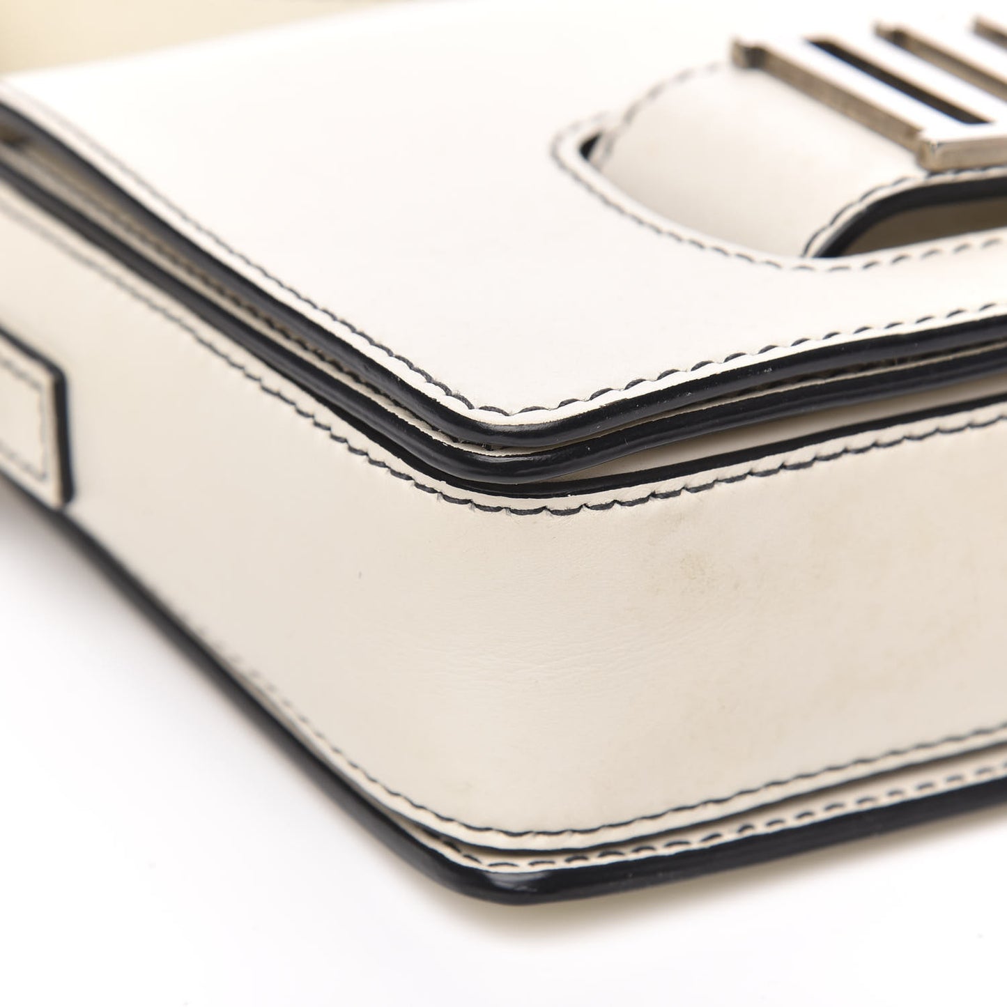 Smooth Calfskin Dio(r)evolution Flap Bag Off White