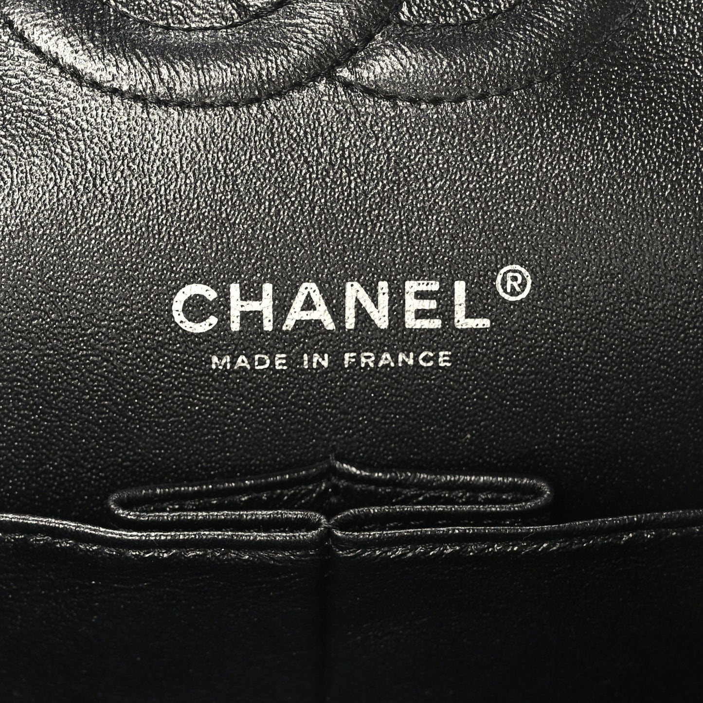 Metallic Patent Crumpled Calfskin Chevron Quilted Medium Double Flap So Black