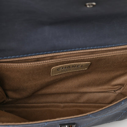 Chanel Washed Calfskin Diamond Stitch Hamptons Clutch With Chain Blue 5 of 8