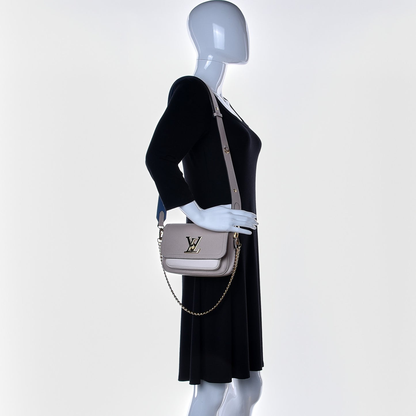 Grained Calfskin Lockme Tender Greige