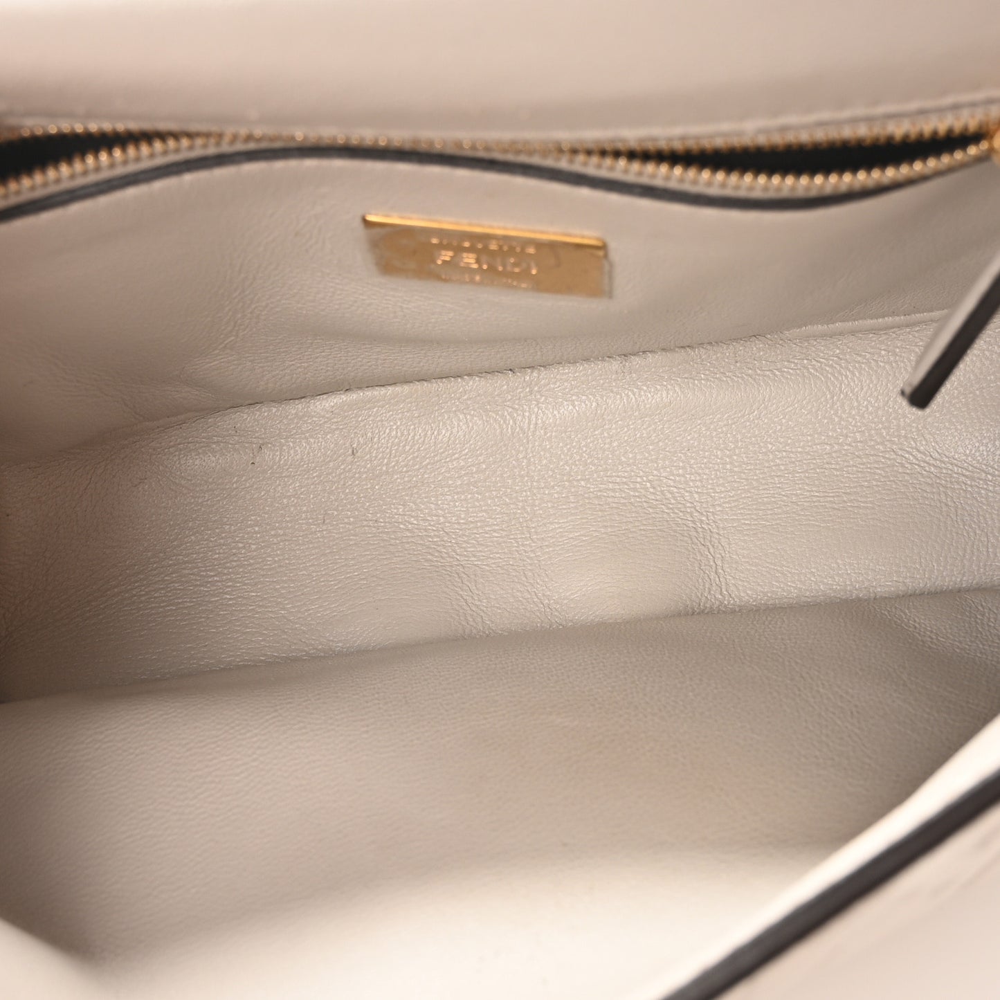 Nappa Small FF Embossed Midi Chain Baguette Ghiaia