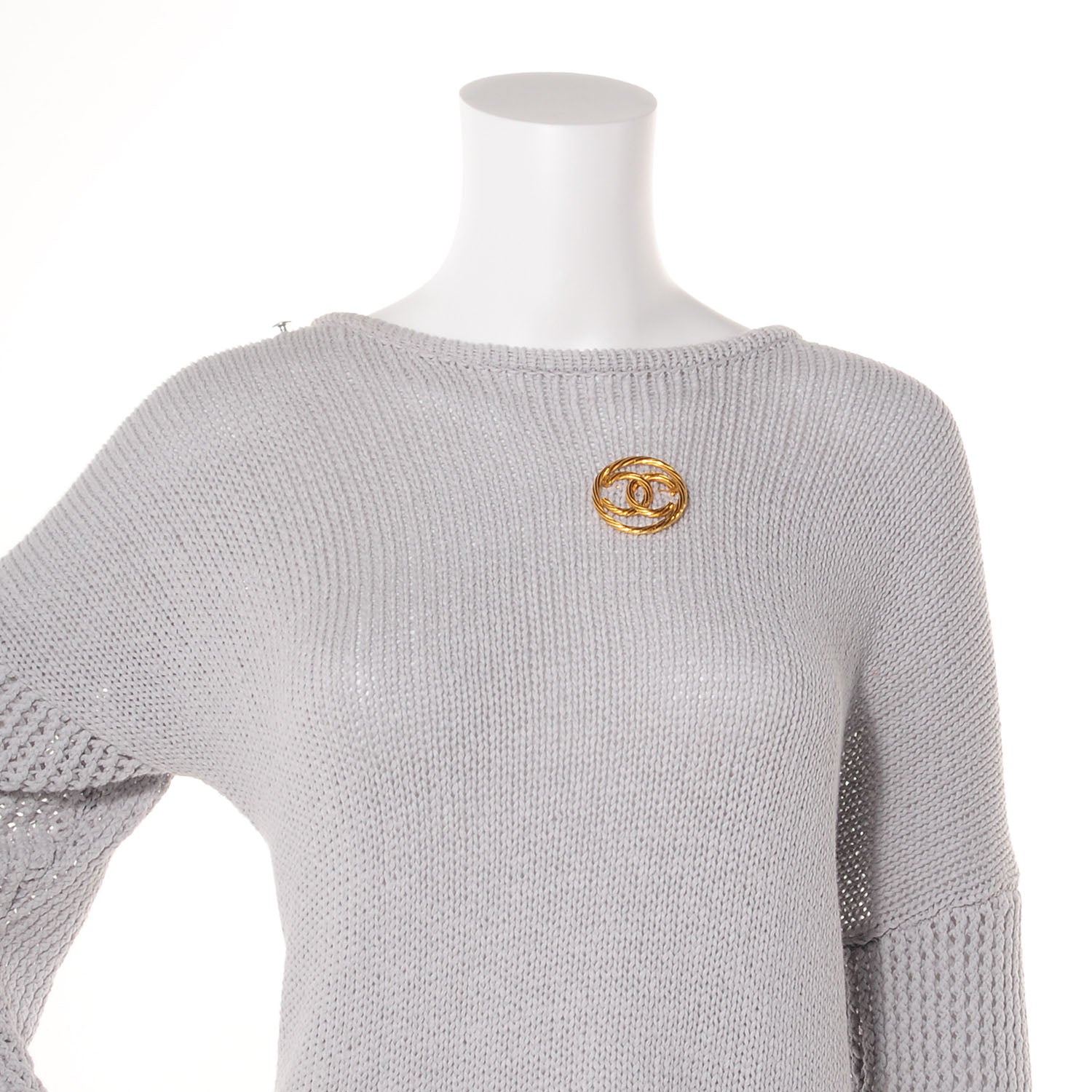Chanel CC Brooch Gold 2 of 5
