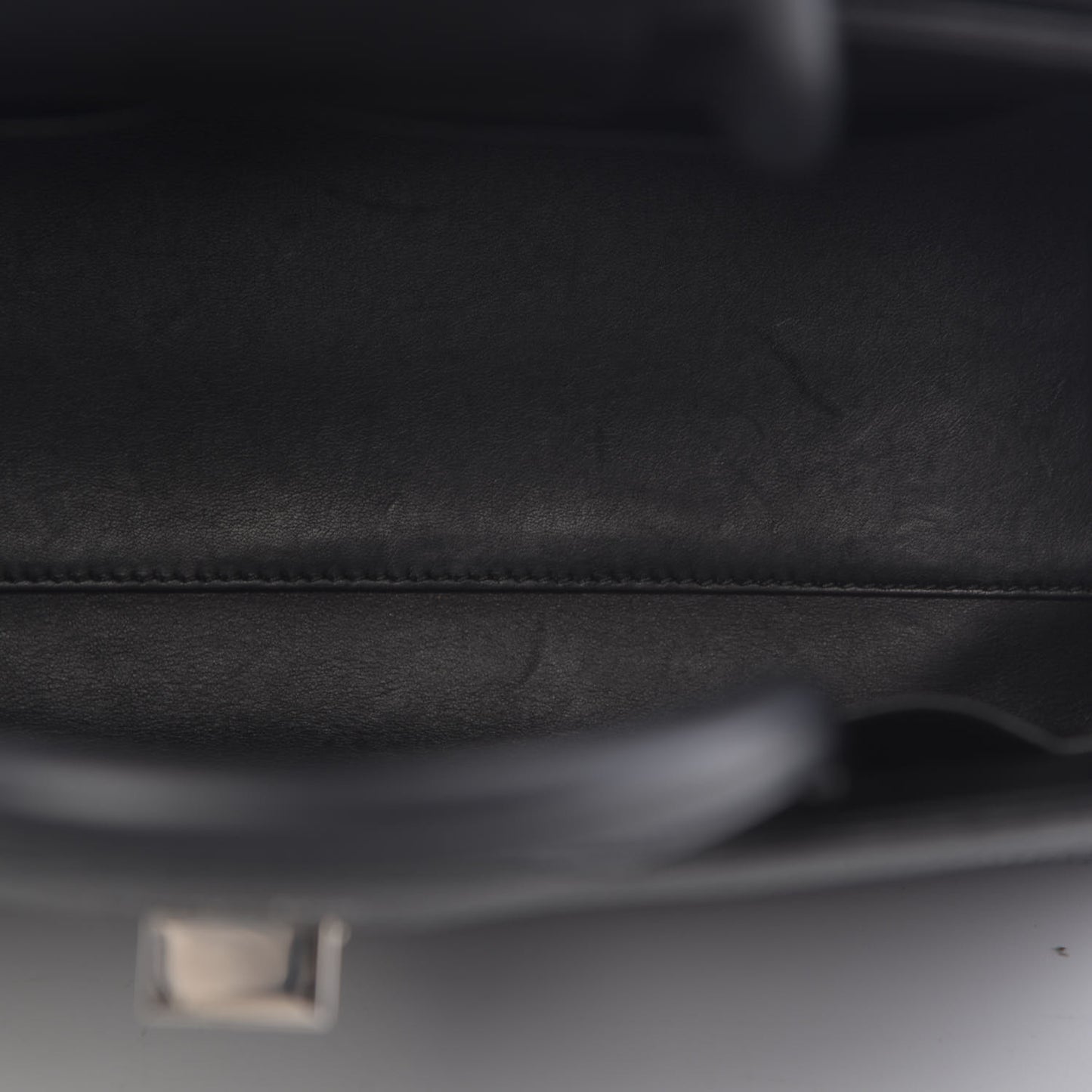 Grained Calfskin Medium Diorever Flap Black