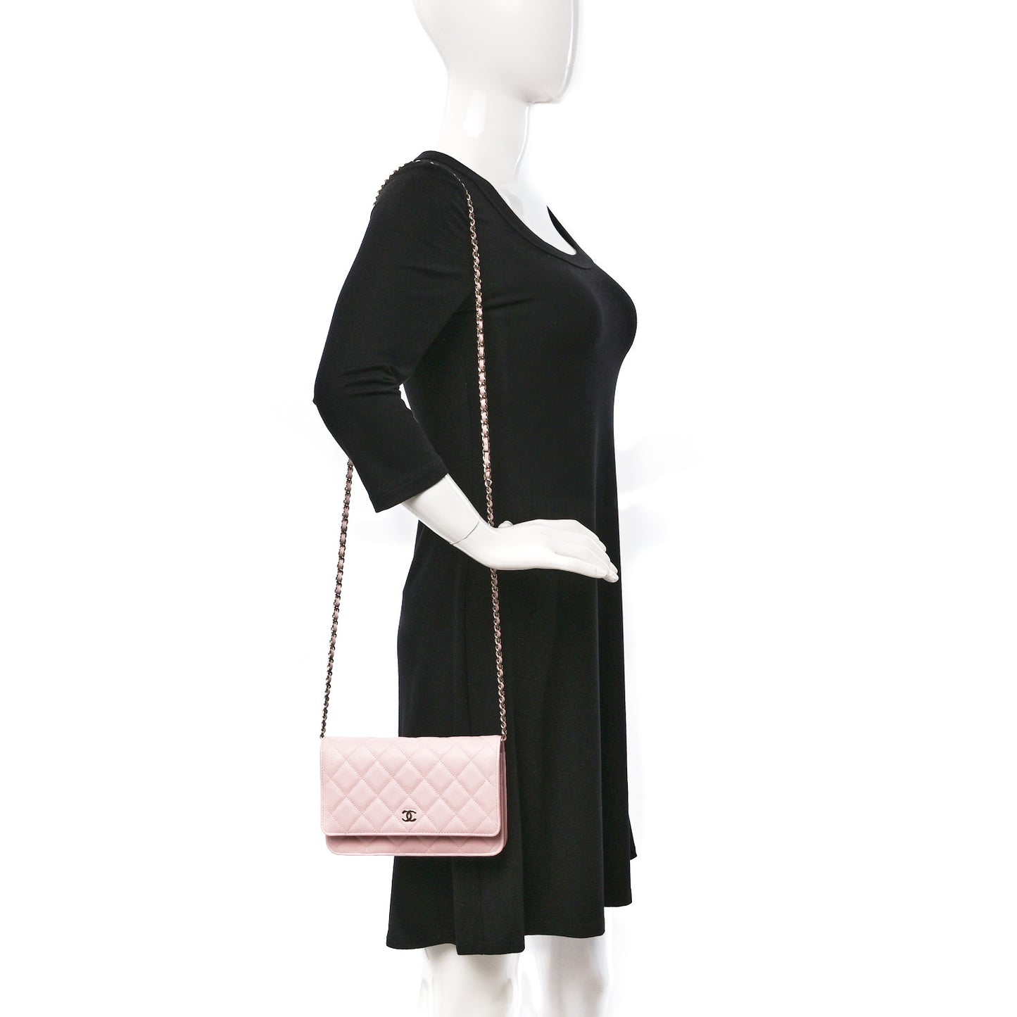 Caviar Quilted Wallet on Chain WOC Light Pink