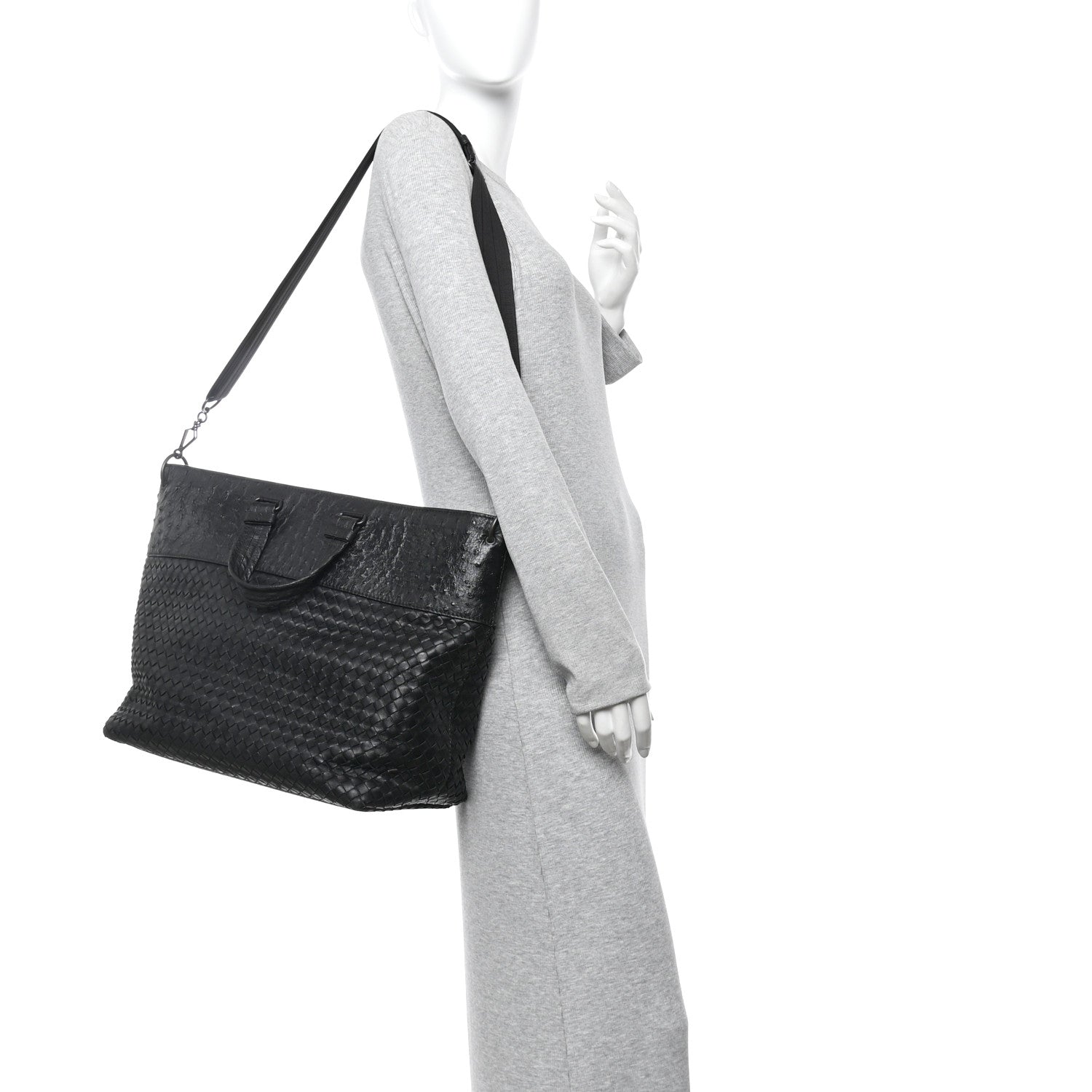 Bottega Veneta Ostrich Nappa Intrecciato Tote Black 2 of 11