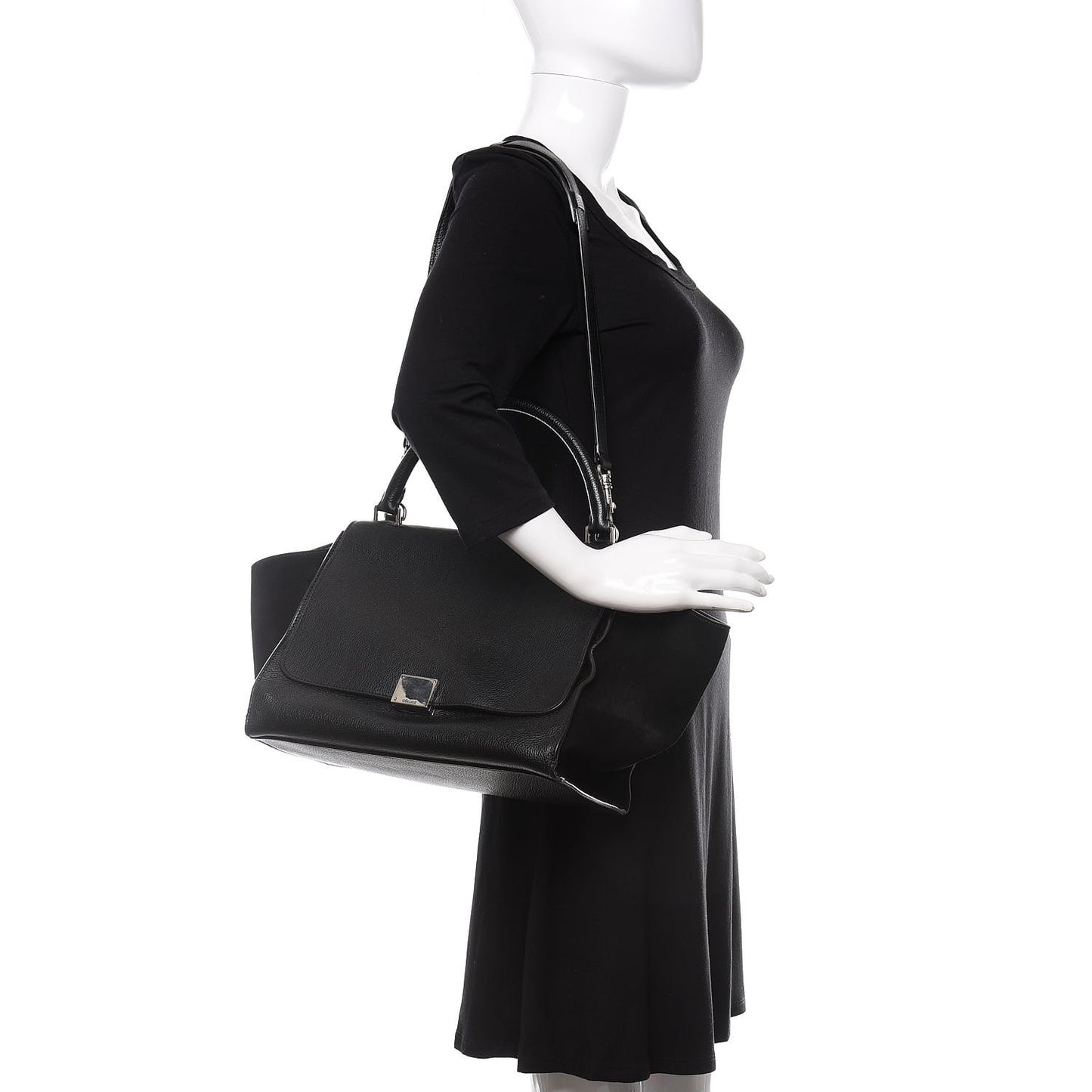 Drummed Calfskin Suede Medium Trapeze Black