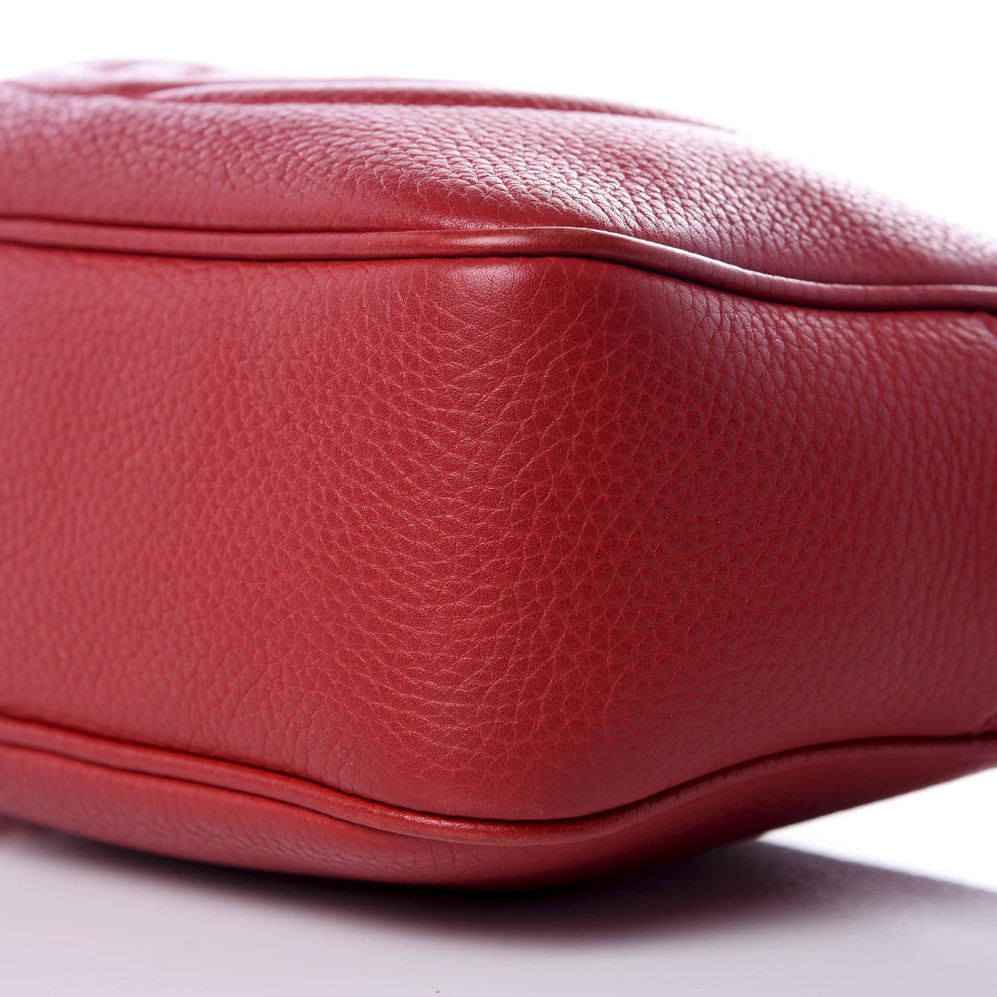 Pebbled Calfskin Small Soho Disco Bag Tabasco Red