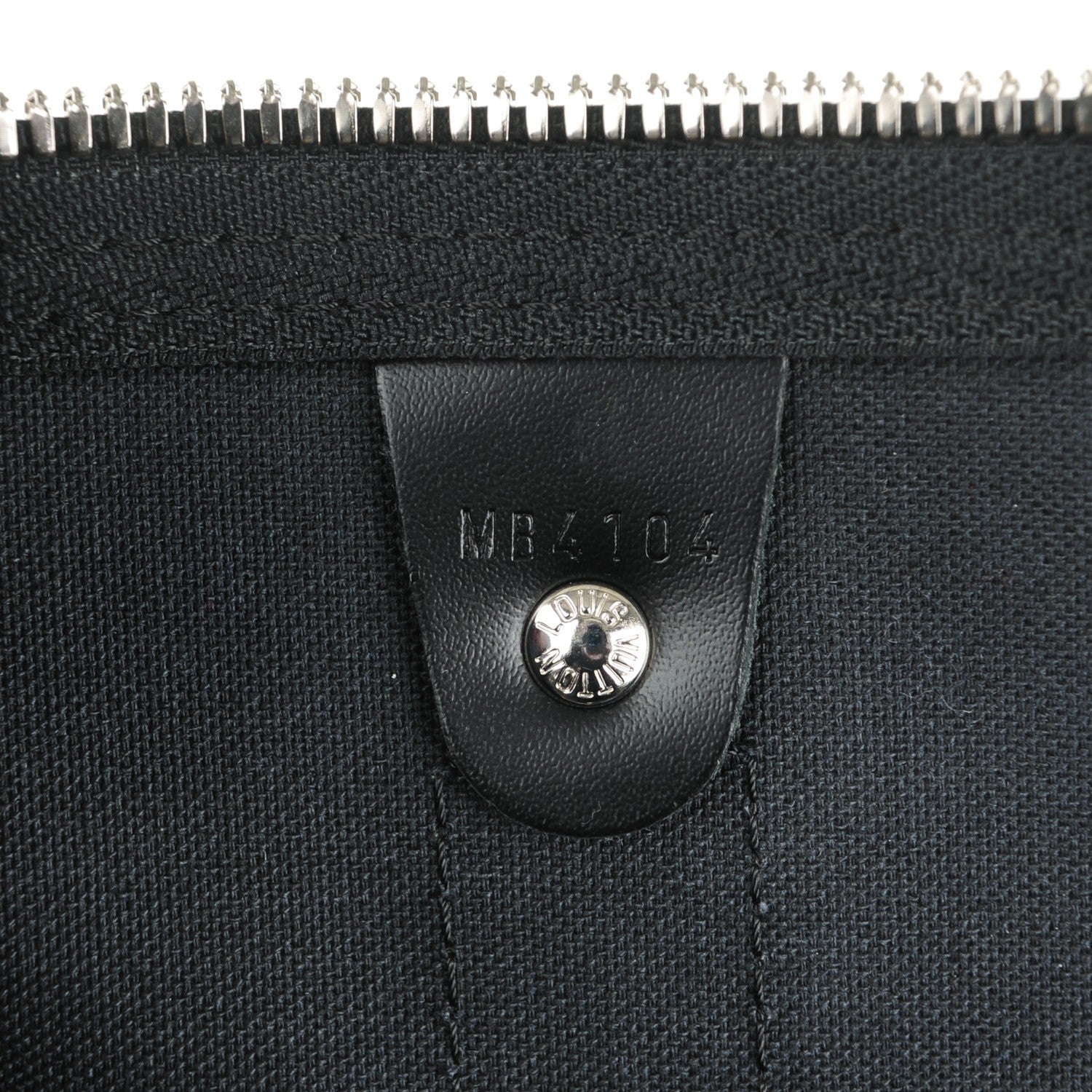 Louis Vuitton Damier Graphite Keepall Bandouliere 55 7 of 8