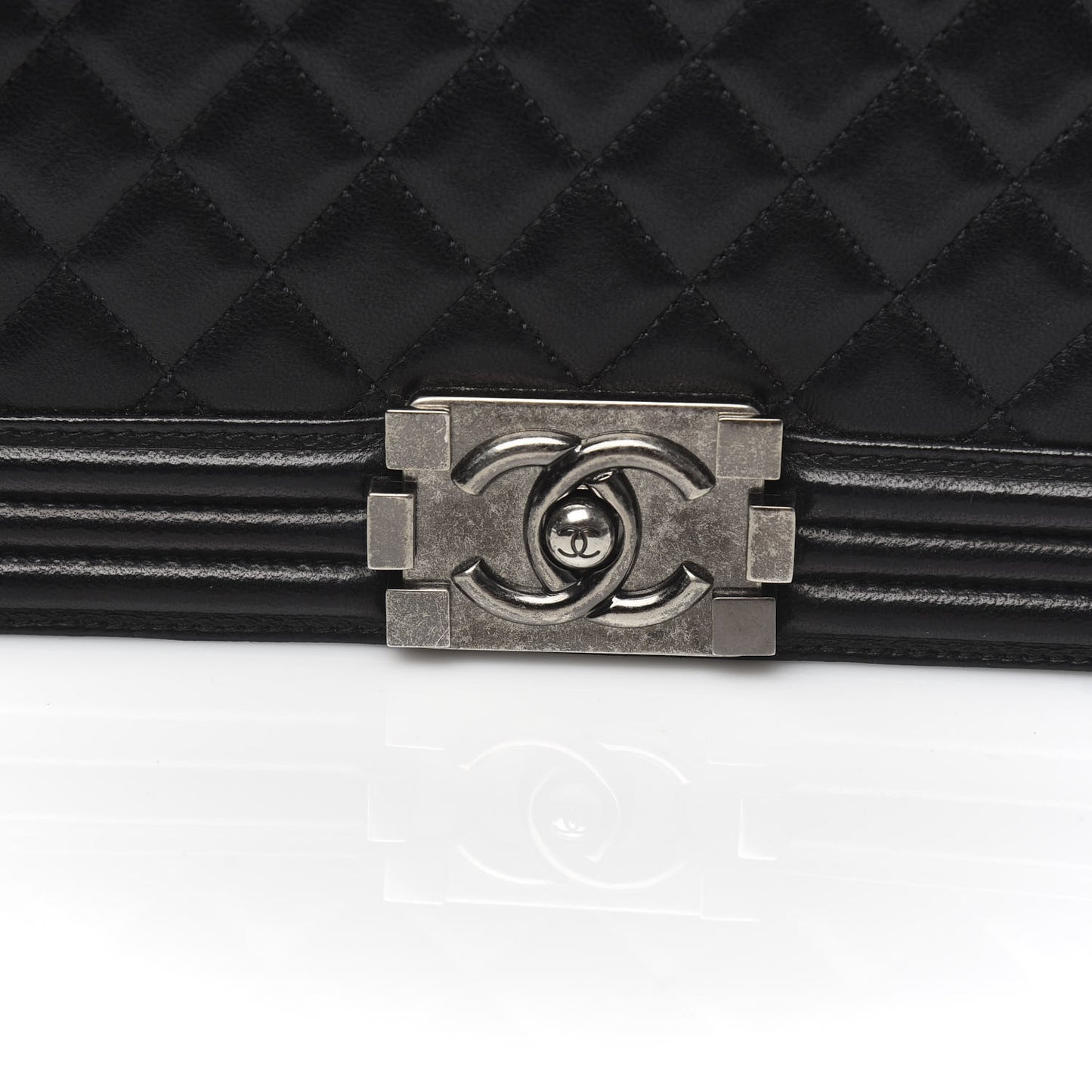 Calfskin Quilted Medium Boy Flap Black