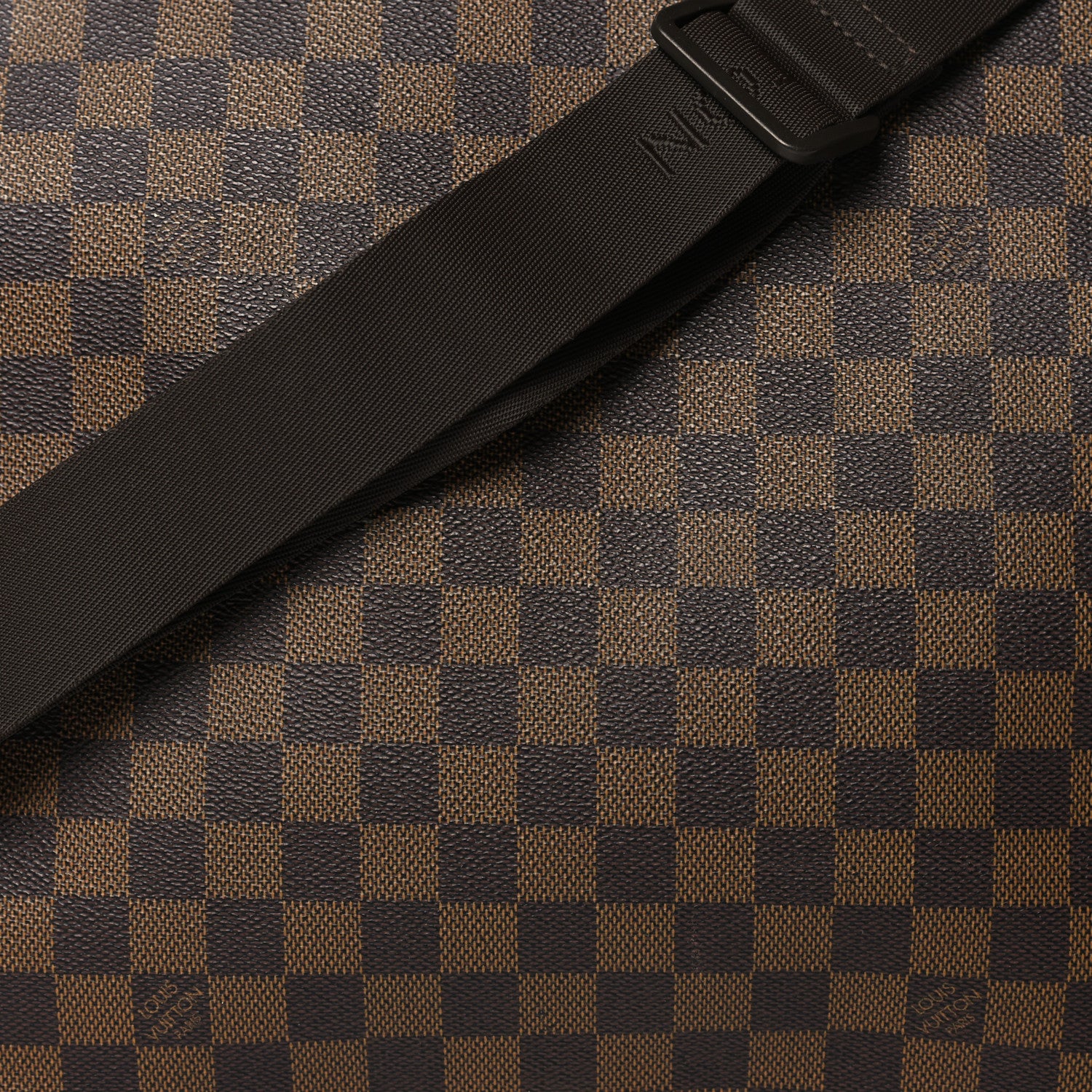 Louis Vuitton Damier Ebene Bastille Messenger 7 of 9