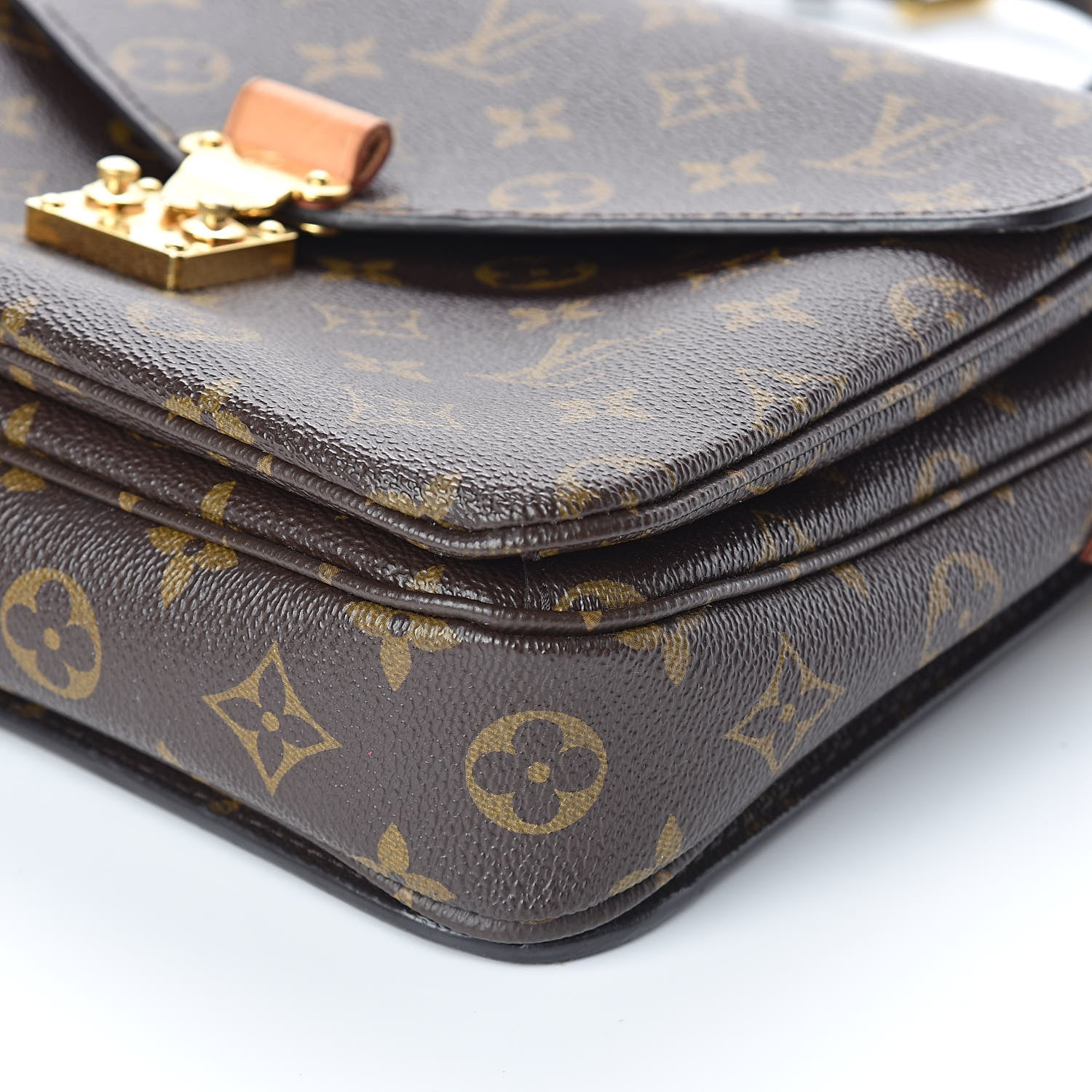 Louis Vuitton Monogram Pochette Metis 9 of 9
