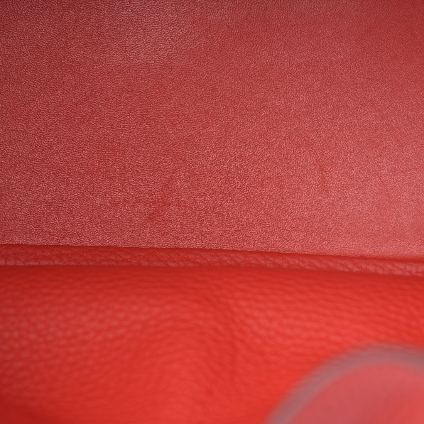 Taurillon Clemence Lindy 30 Rouge Casaque