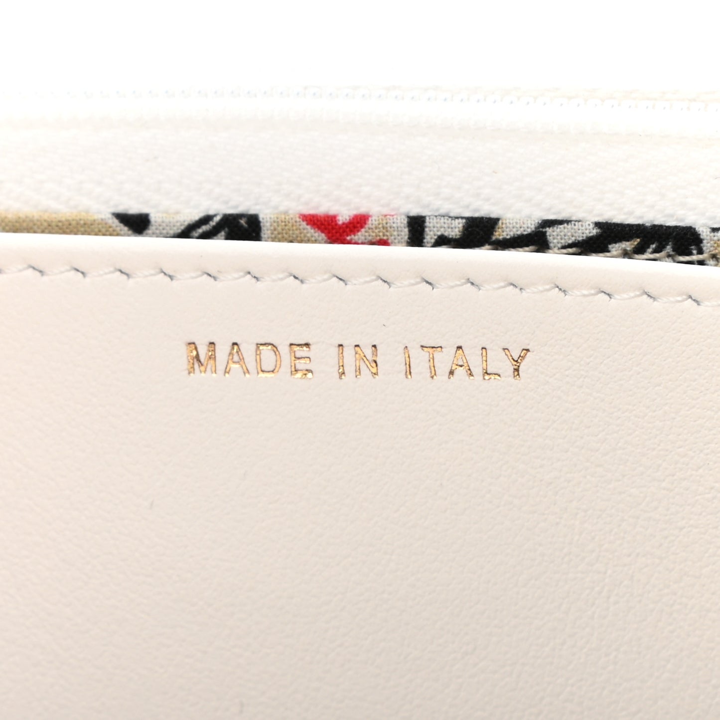 Caviar Quilted Wallet On Chain WOC White