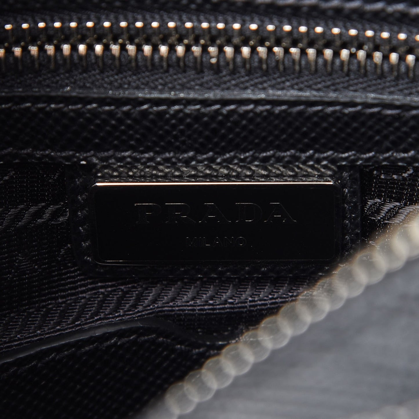 Saffiano Flat Messenger Bag Black