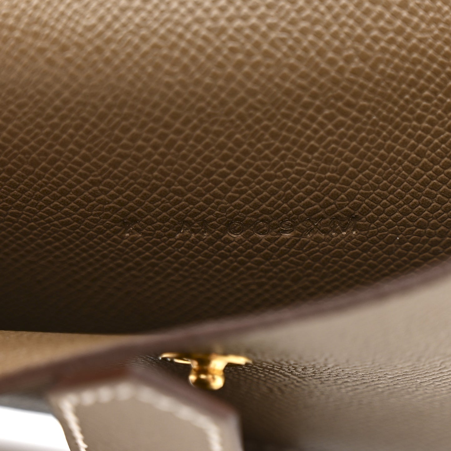 Madame Calfskin Mini Bearn Wallet Etoupe