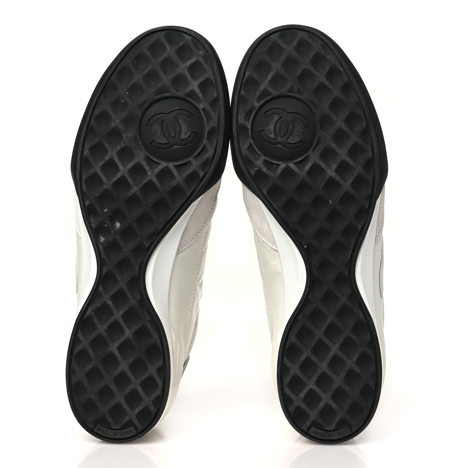 Chanel Shiny Calfskin Suede Quilted CC Logo Sneakers 40 White 7 of 10