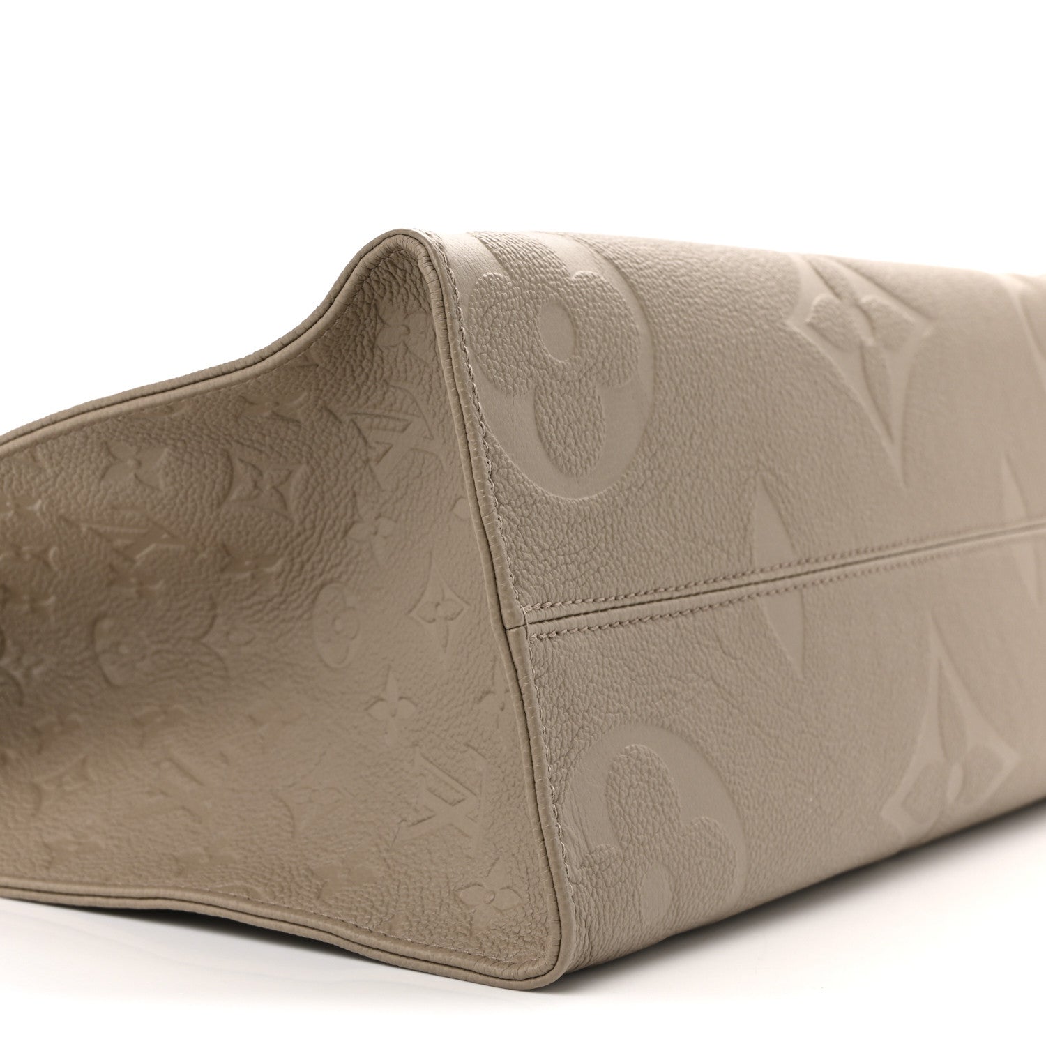 Louis Vuitton Empreinte Monogram Giant Onthego MM Tourterelle 8 of 11