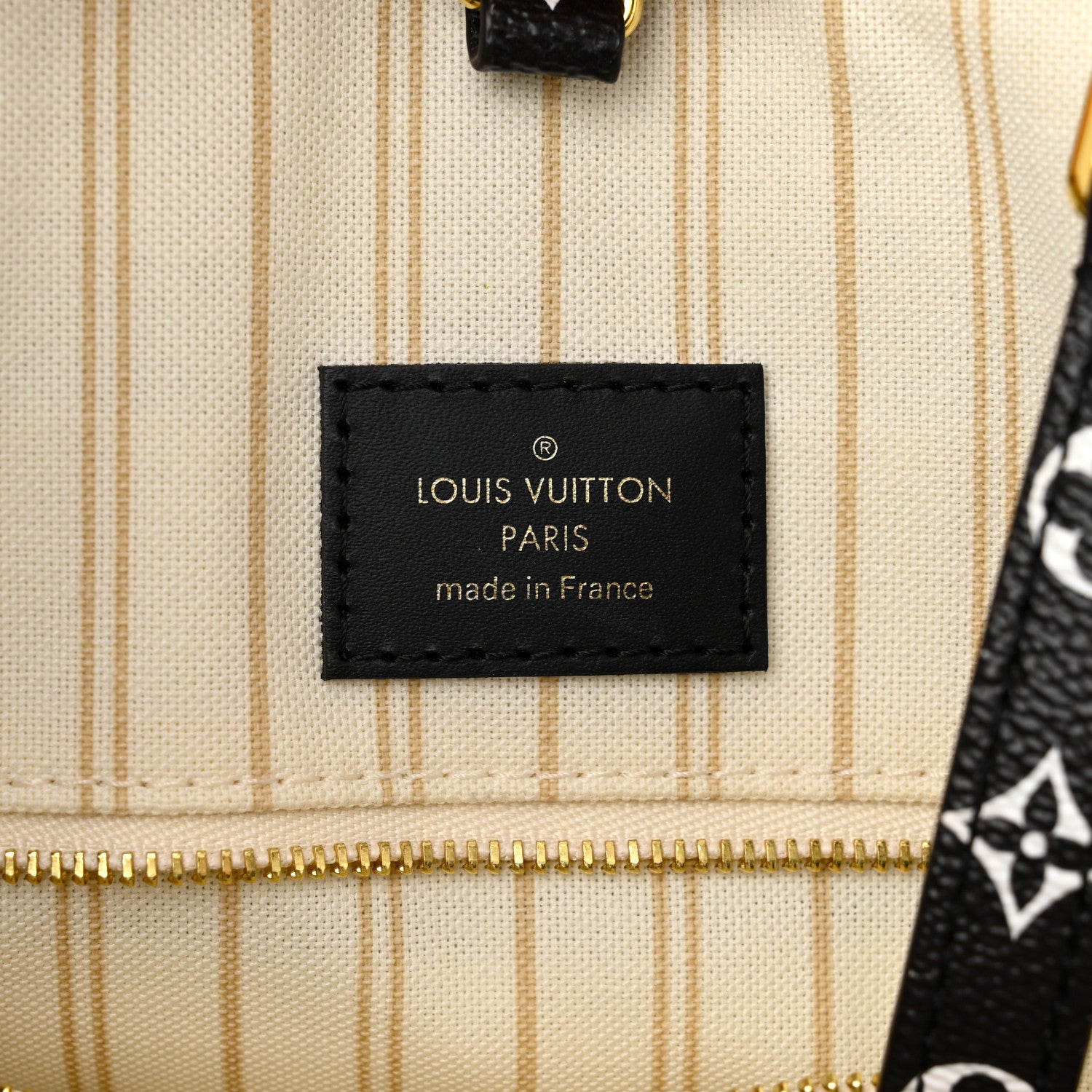 Louis Vuitton Monogram Giant Jungle Onthego GM Ivory 6 of 12