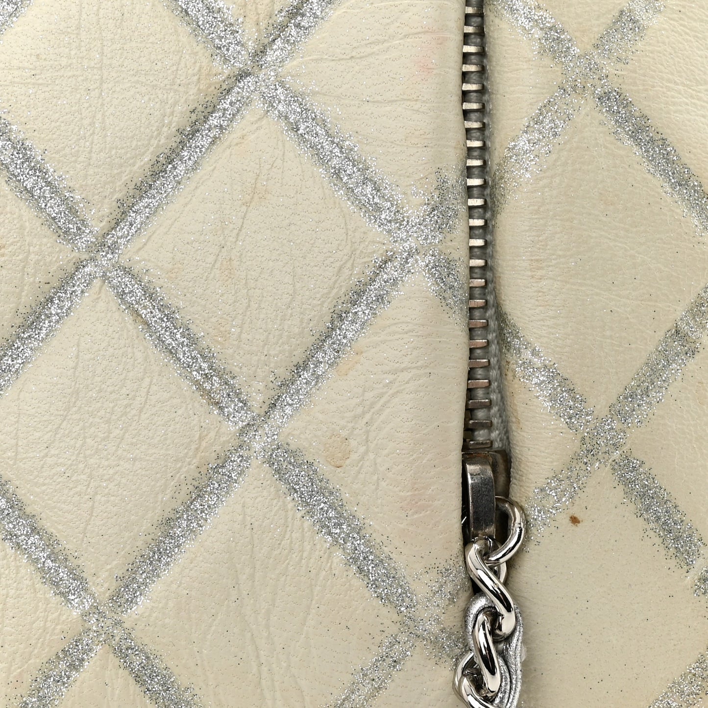 Metallic Distressed Lambskin Quilted CC Flap Ivory