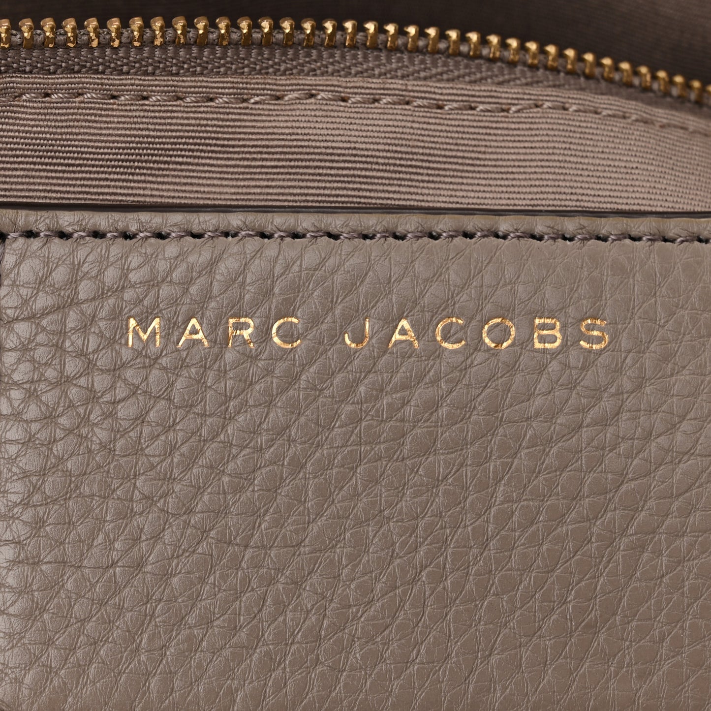 Pebbled Calfskin Recruit Nomad Crossbody Mink