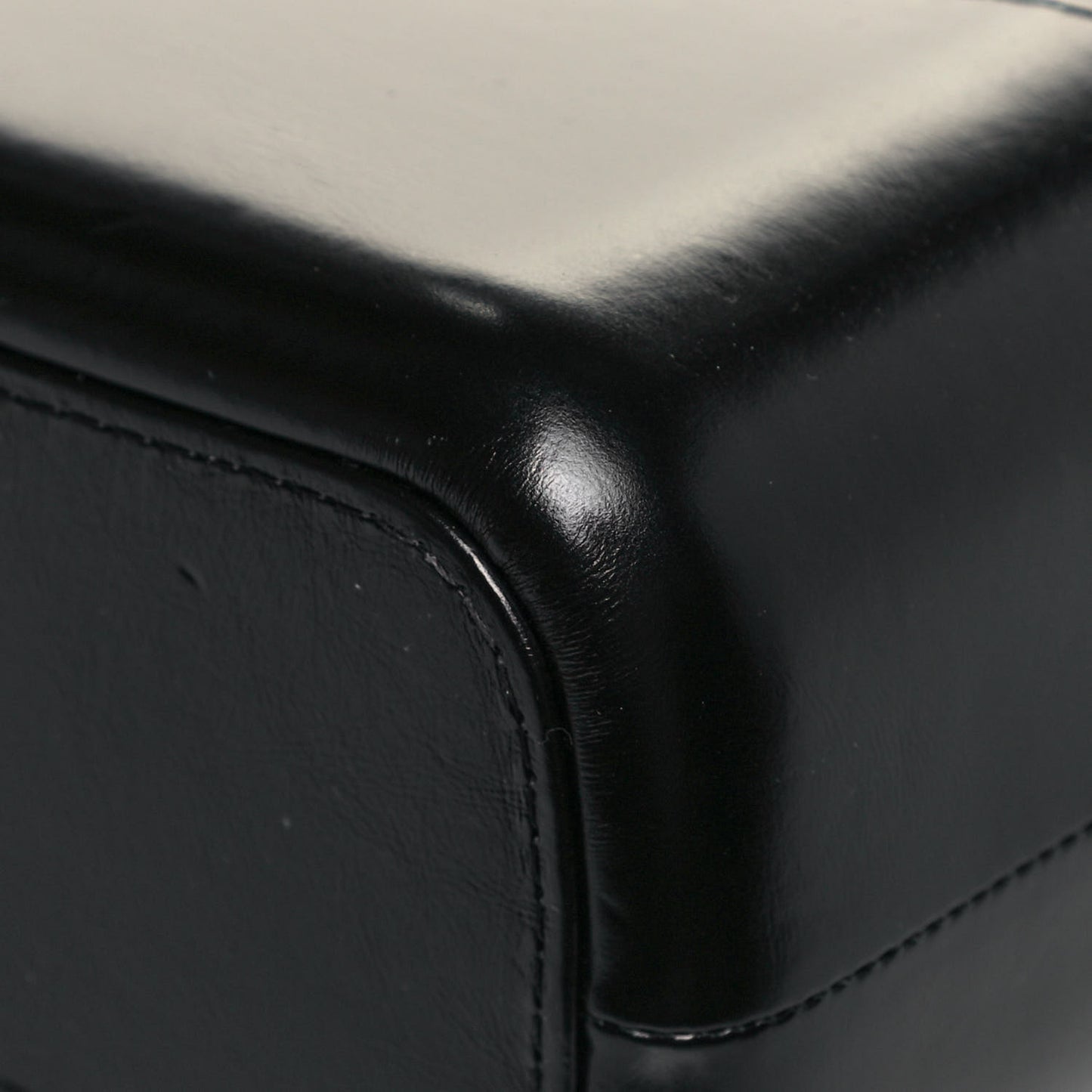 Aged Calfskin Quilted Medium Gabrielle Hobo Black