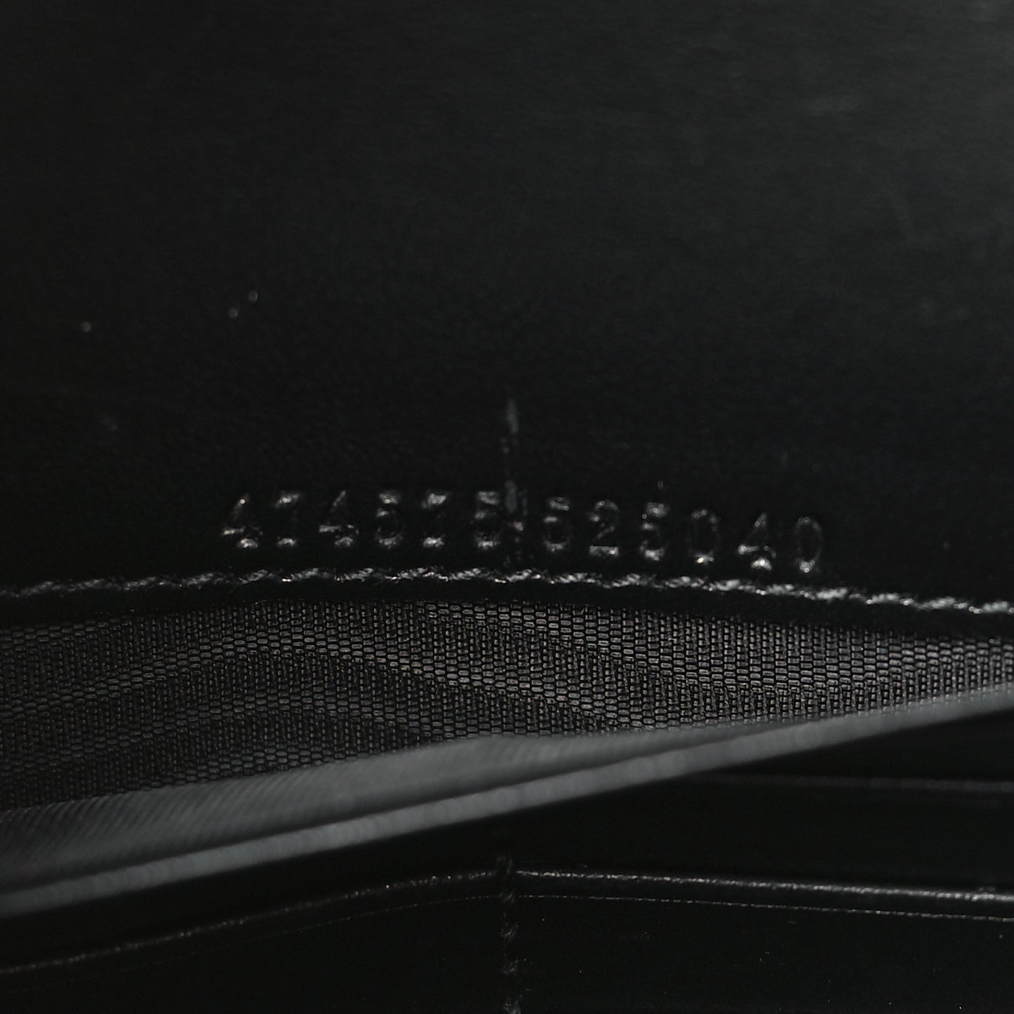 Calfskin Matelasse GG Marmont Chain Wallet Black