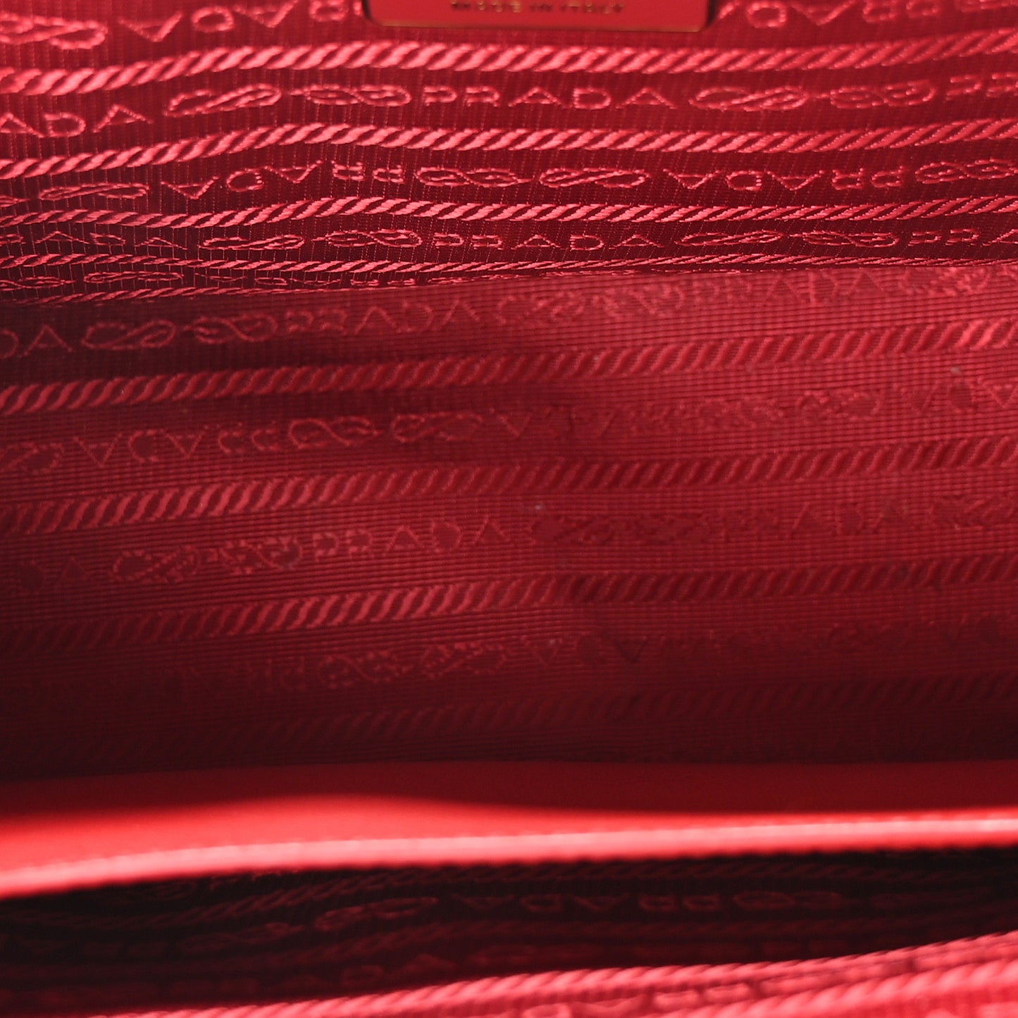 Saffiano Small Galleria Double Zip Tote Fuoco