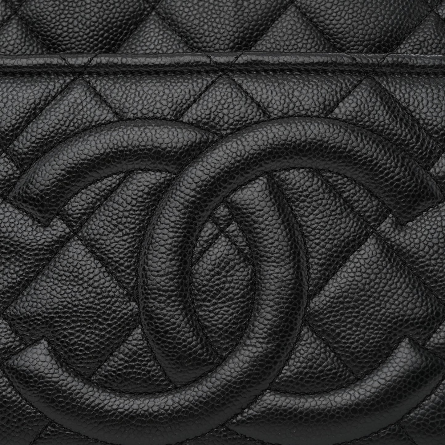 Caviar Quilted CC Timeless Soft Tote Black