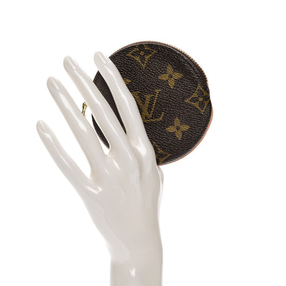 Louis Vuitton Monogram Round Coin Purse 2 of 6