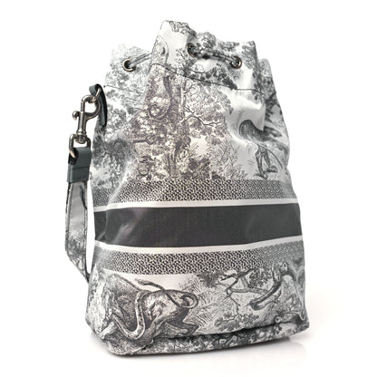 Christian Dior Technical Fabric Embroidered Toile De Jouy Sauvage DiorTravel Pouch Grey 3 of 10