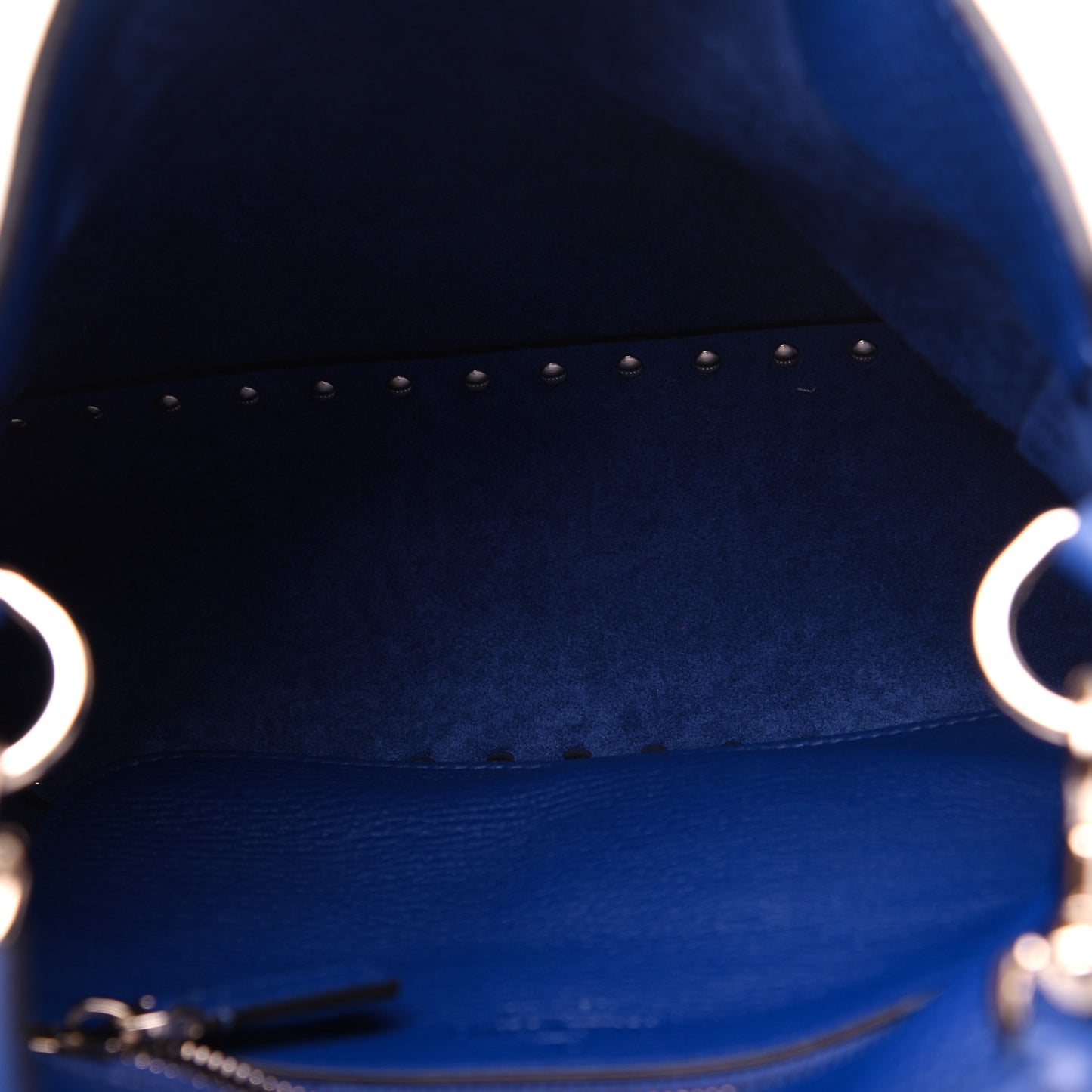 Pebbled Calfskin Small Rockstud Flip-Lock Messenger Bag Blu Delft