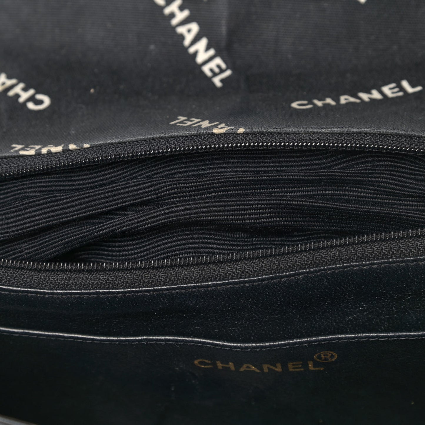 Canvas Quilted XL Jumbo Single Flap Black