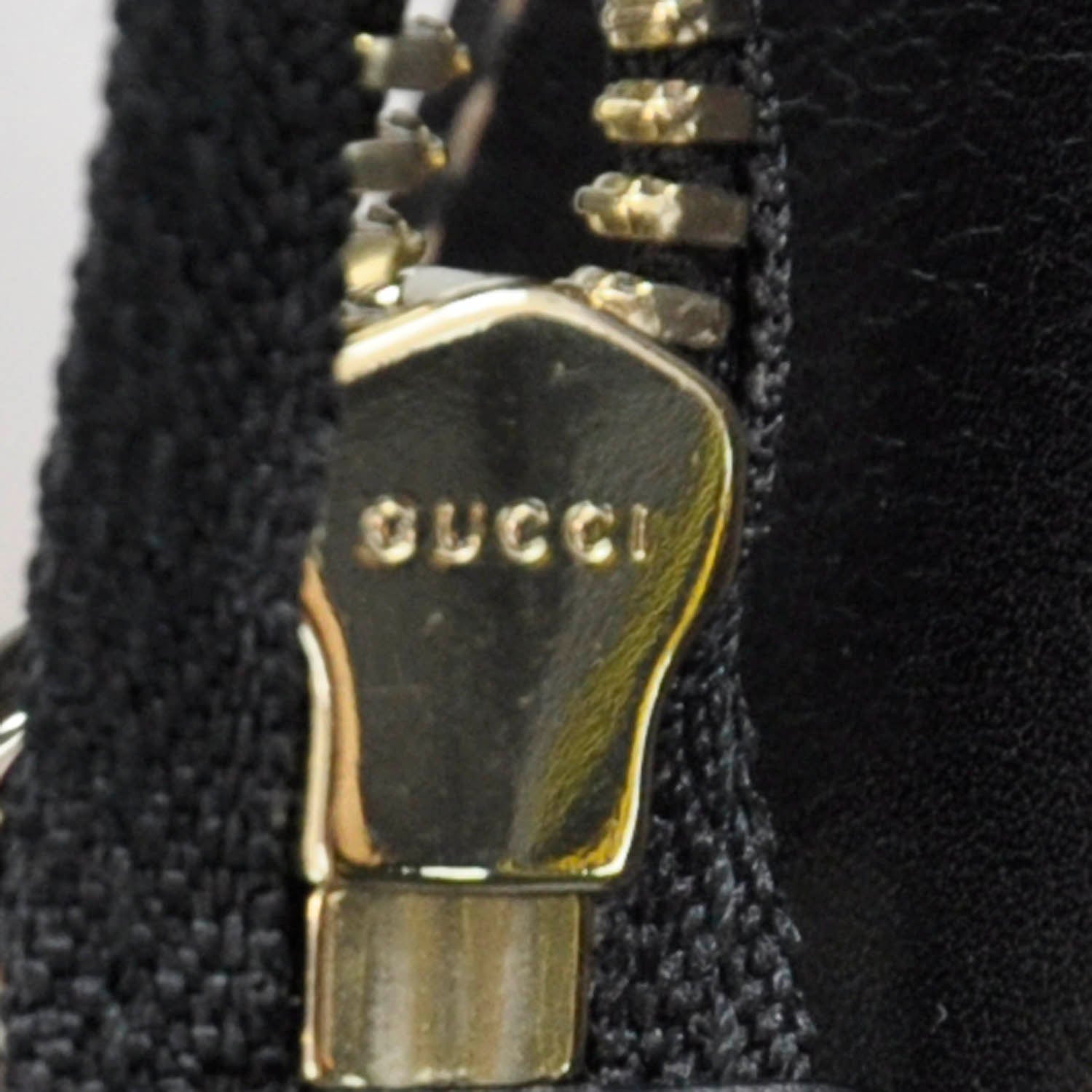 Gucci Canvas Crest Hobo Black 9 of 9