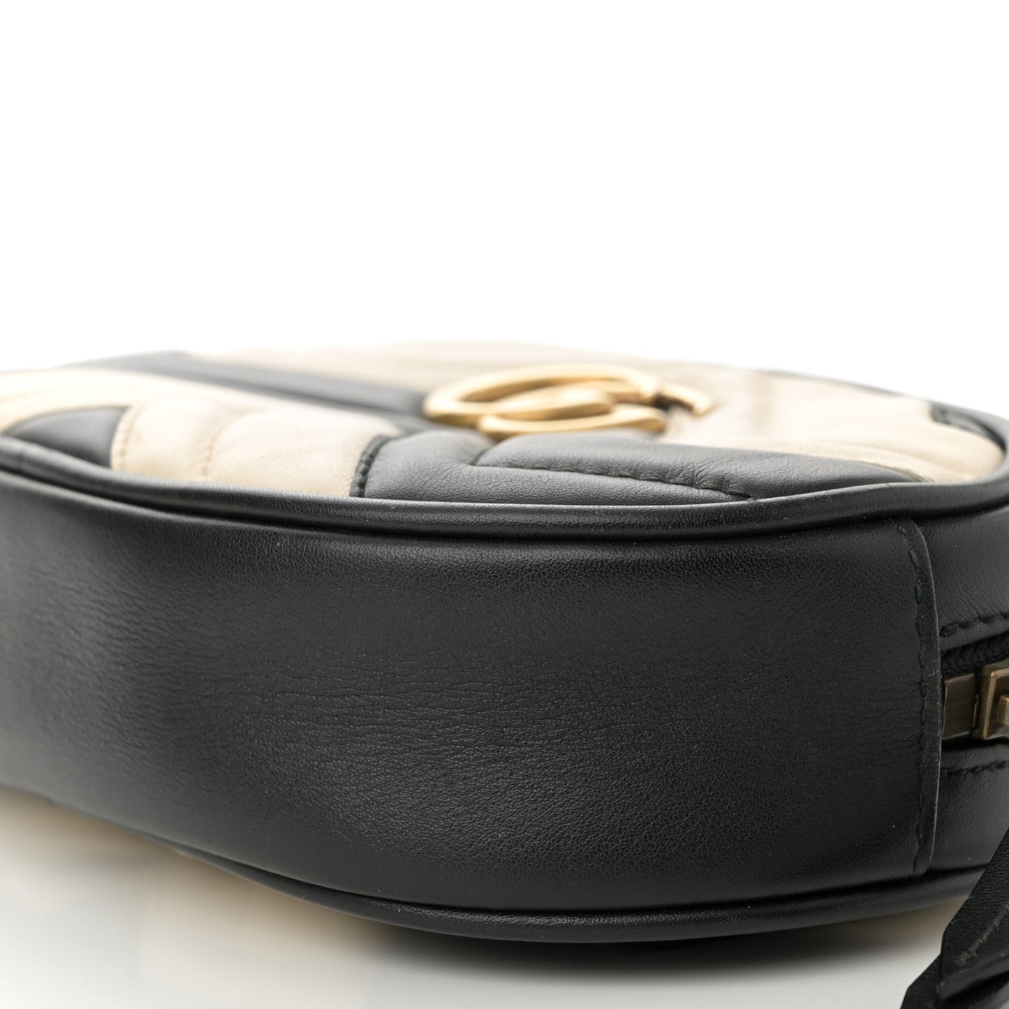 Calfskin Matelasse GG Marmont Belt Bag 85 34 Black White