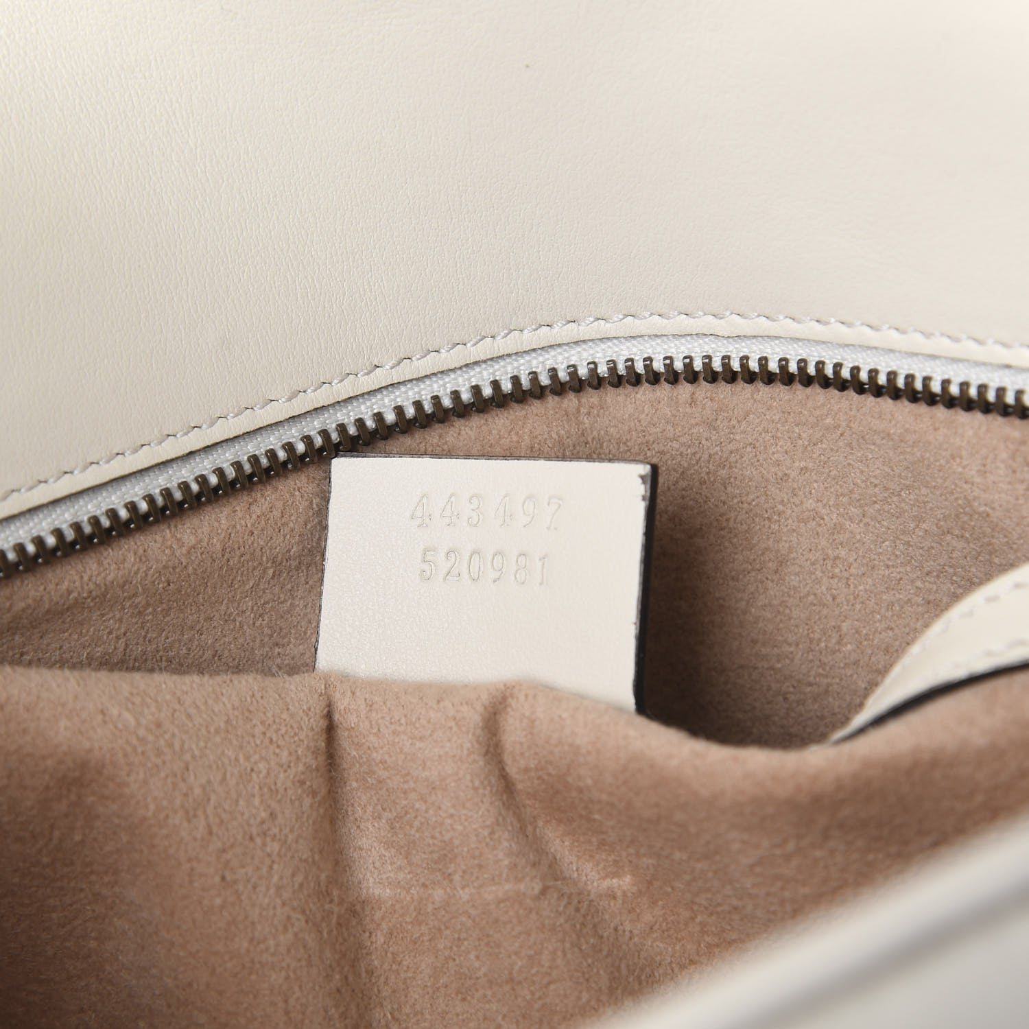 Gucci Calfskin Matelasse Small GG Marmont Shoulder Bag White 6 of 9