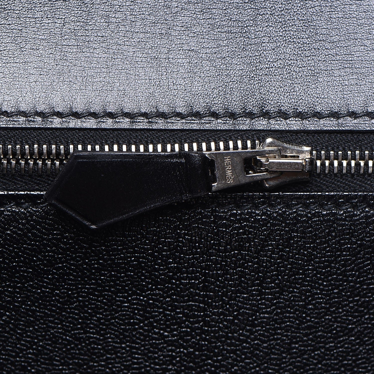 Hermes Box Kelly Retourne 40 Black 15 of 38
