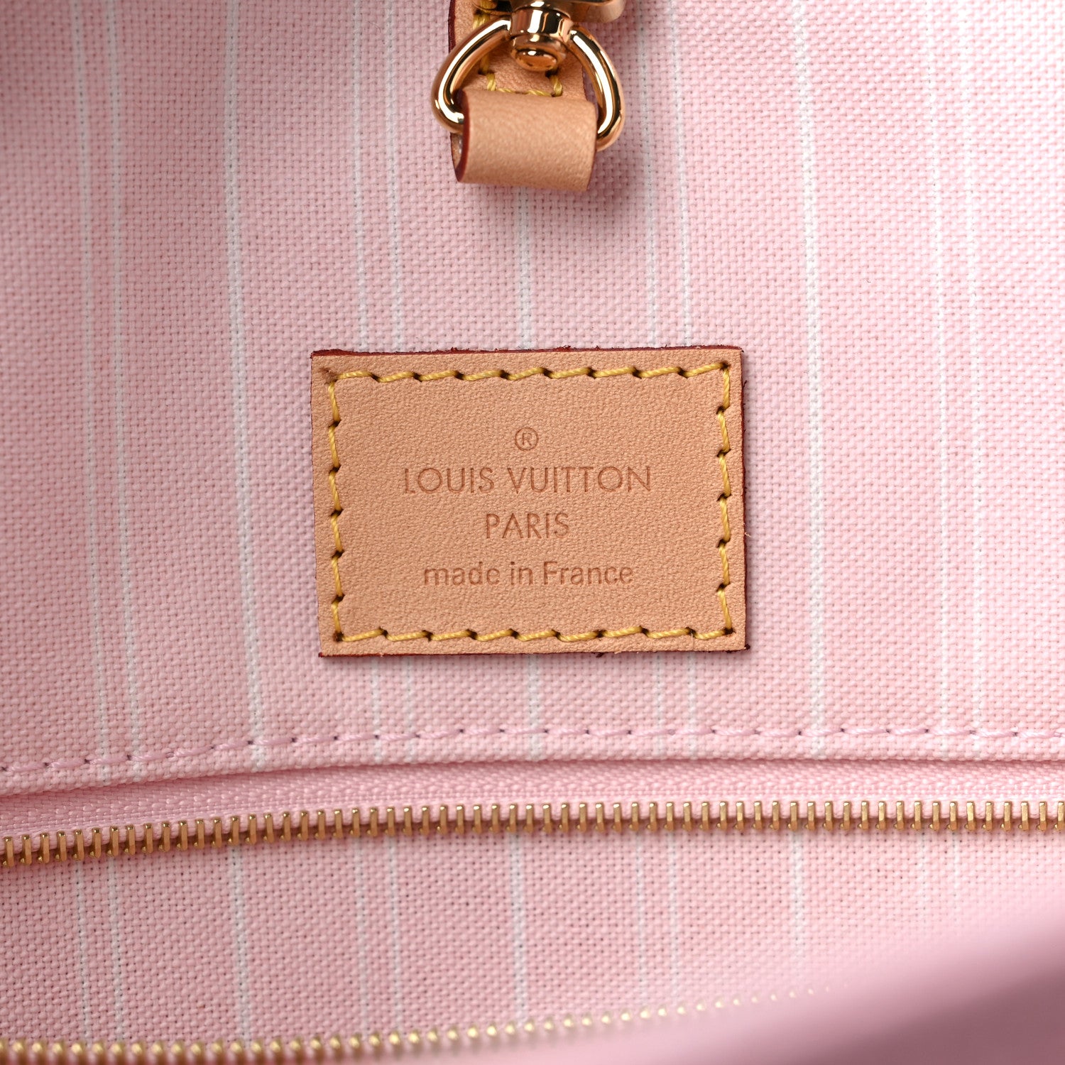Louis Vuitton Monogram Giant By The Pool Hawaii Onthego GM Light Pink 6 of 11