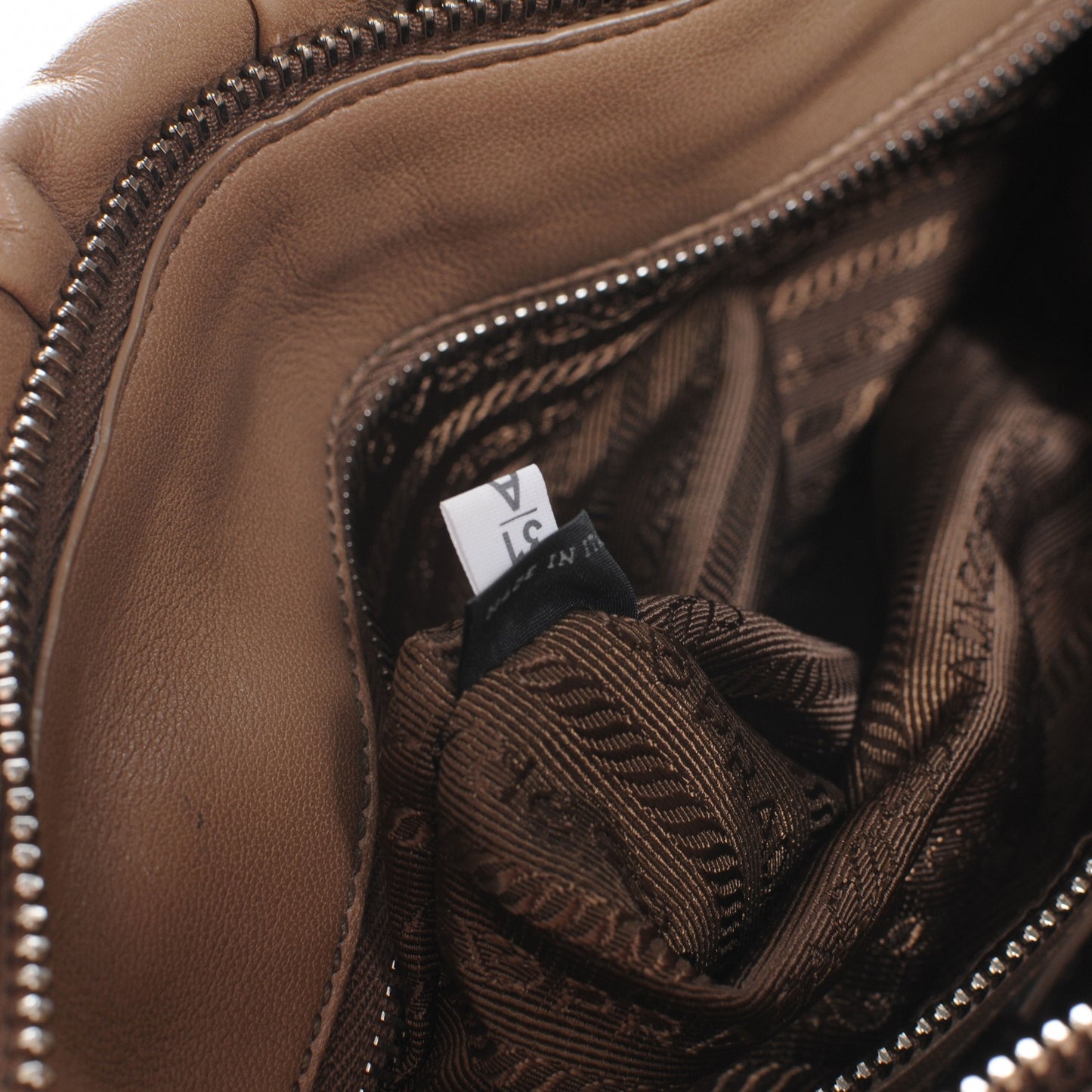 Nappa Gaufre Shopping Satchel Visone