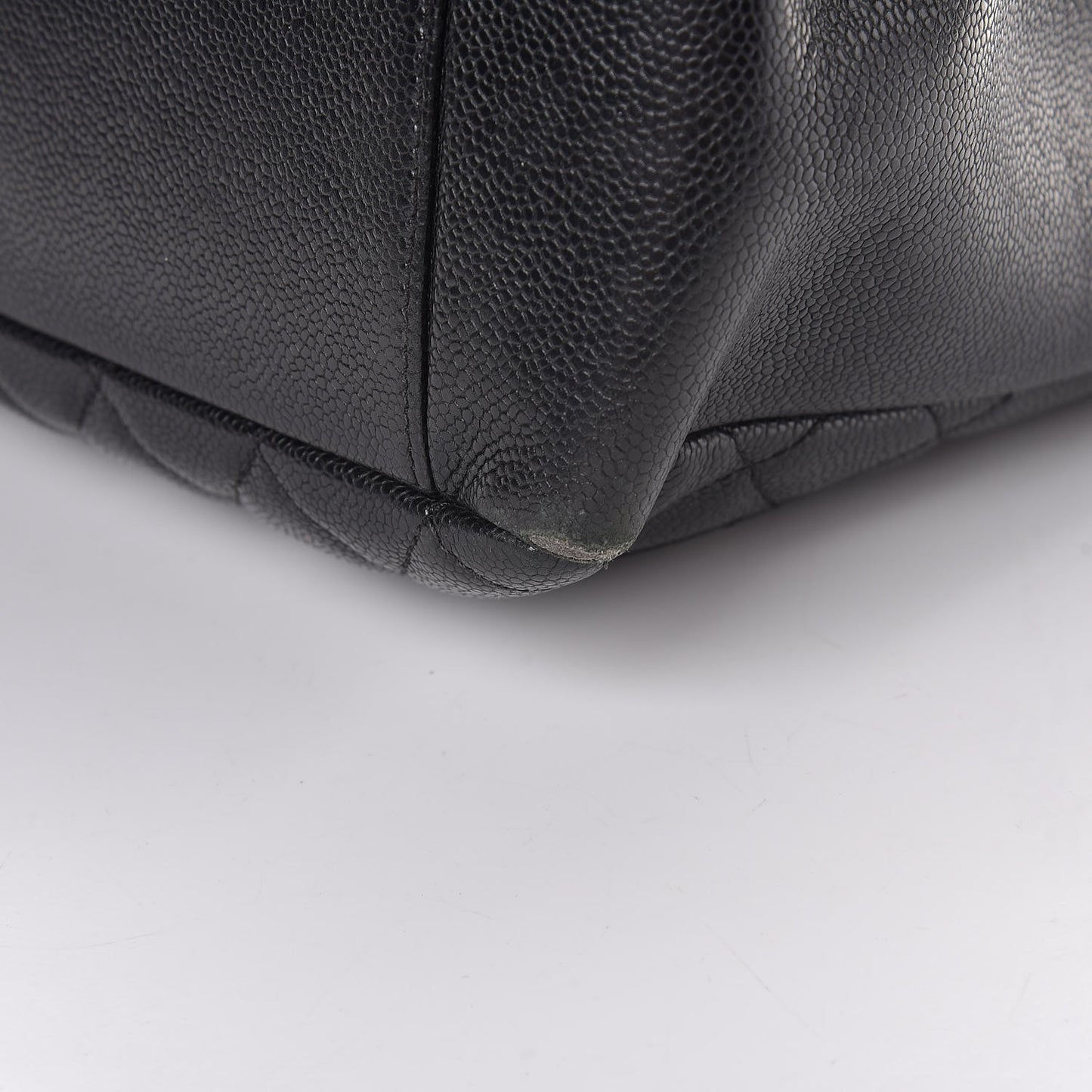 Caviar Quilted Grand Shopping Tote GST Black