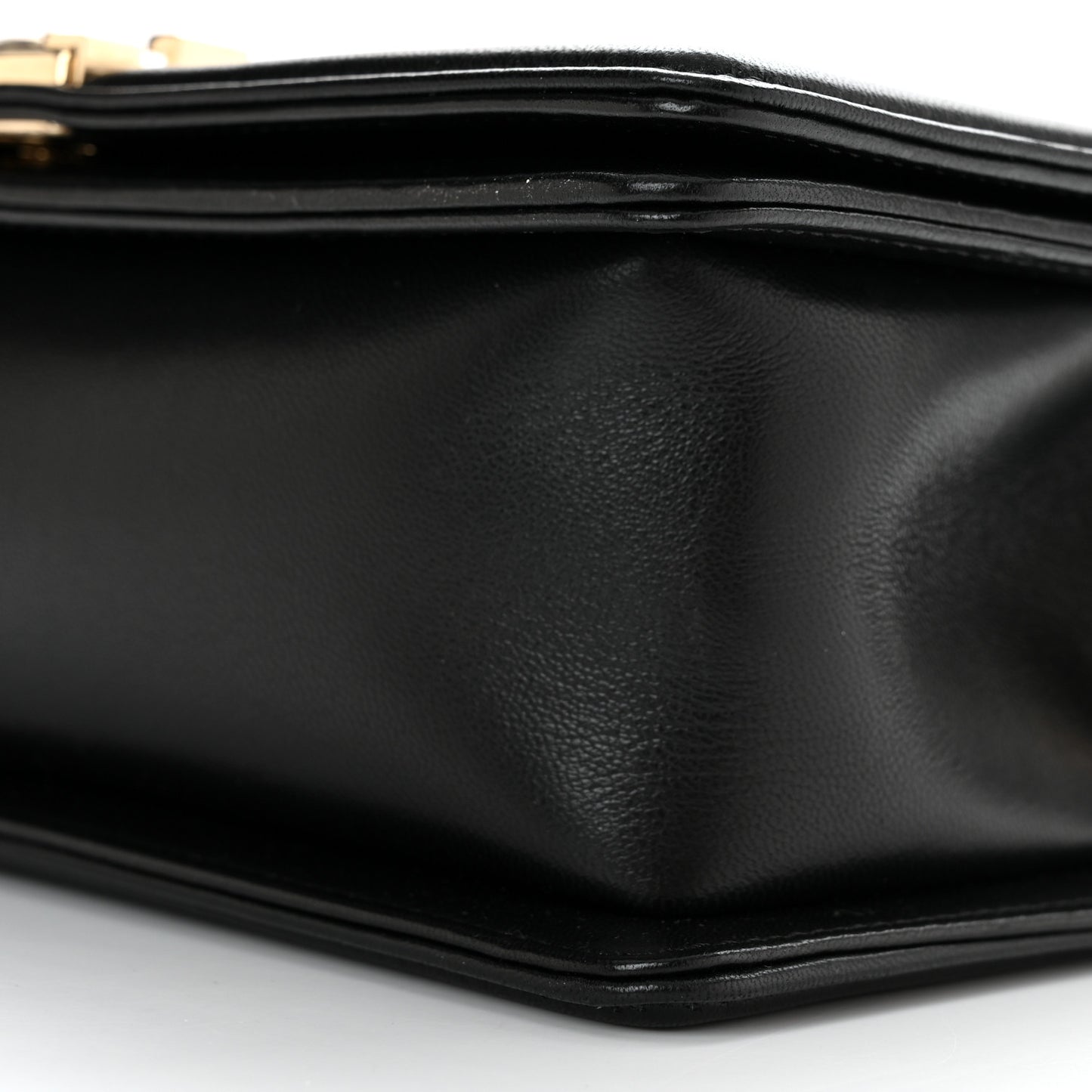 Lambskin Chevron Quilted Medium Boy Flap Black