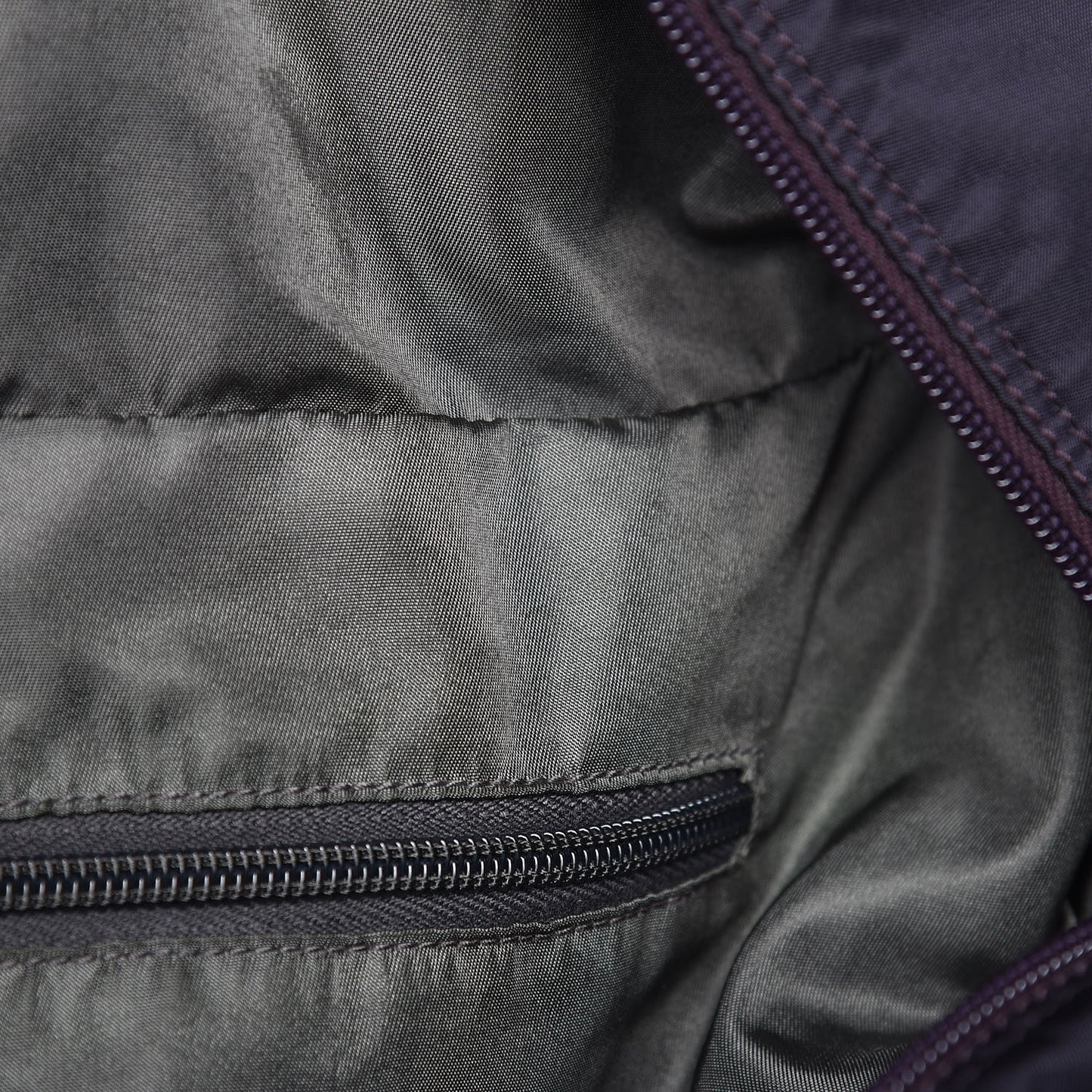 Tessuto Nylon Duffle Prugna