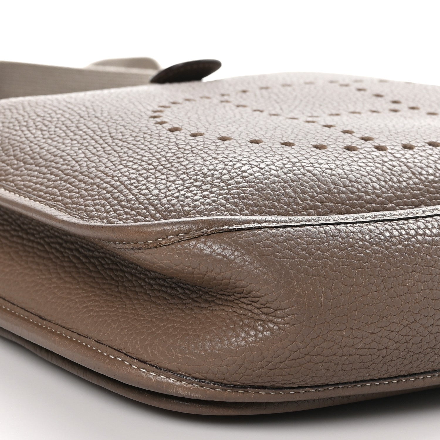 Hermes Taurillon Clemence Evelyne II PM Etoupe 9 of 10