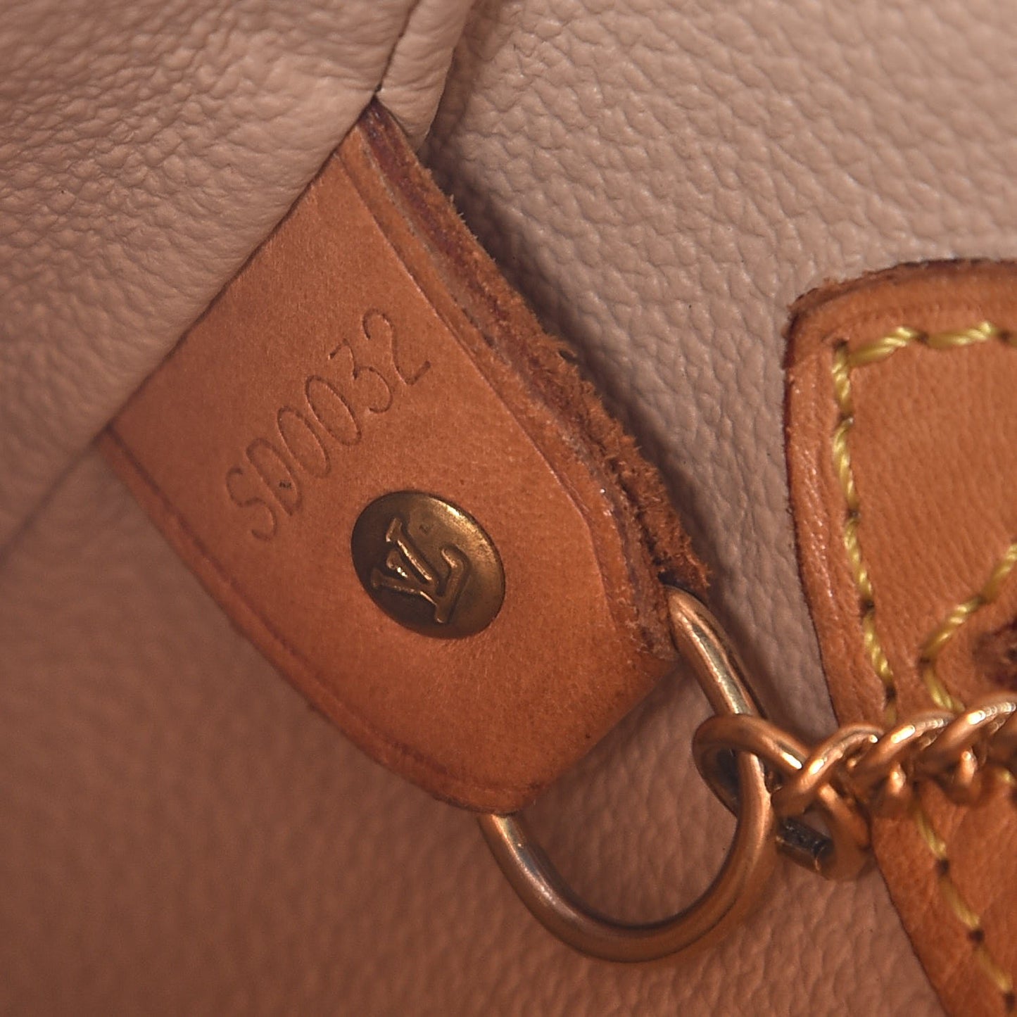 Monogram Petit Bucket 23
