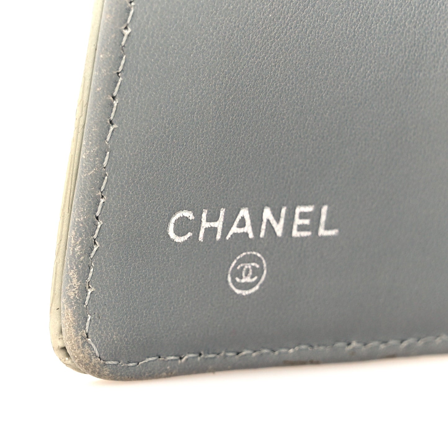 Metallic Patent Calfskin Quilted Lucky Symbols Yen Wallet Silver