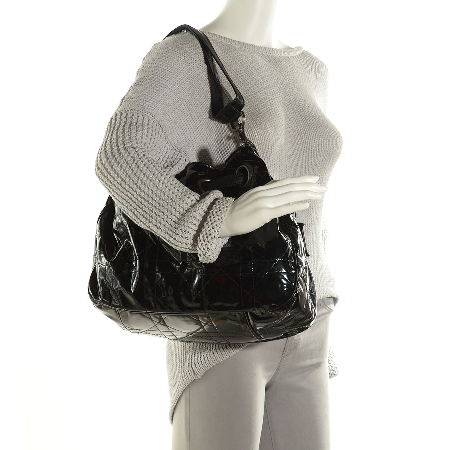 Vinyl Cannage Drawstring Tote Black