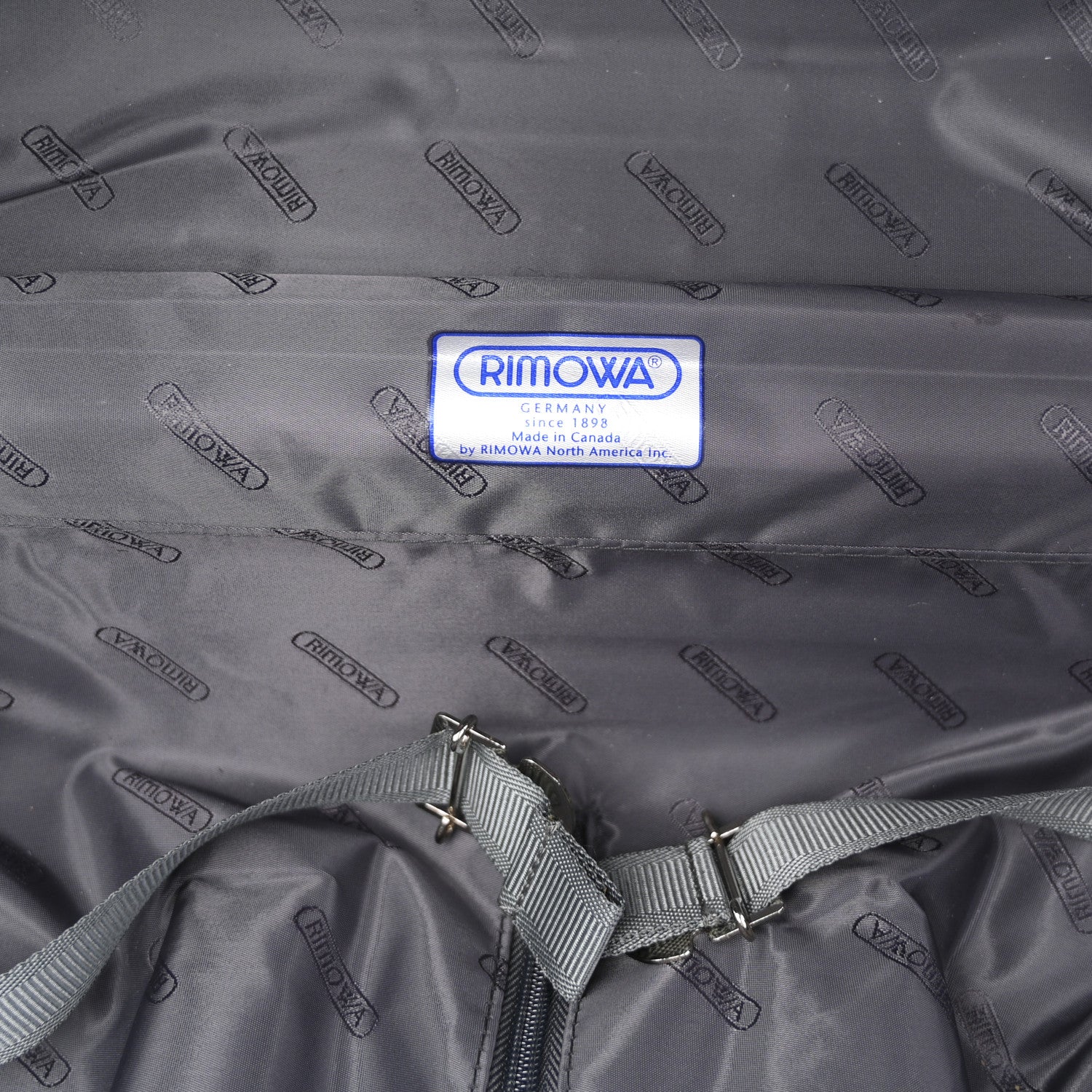 Rimowa Matte Polycarbonate Topas Compact Black 6 of 10