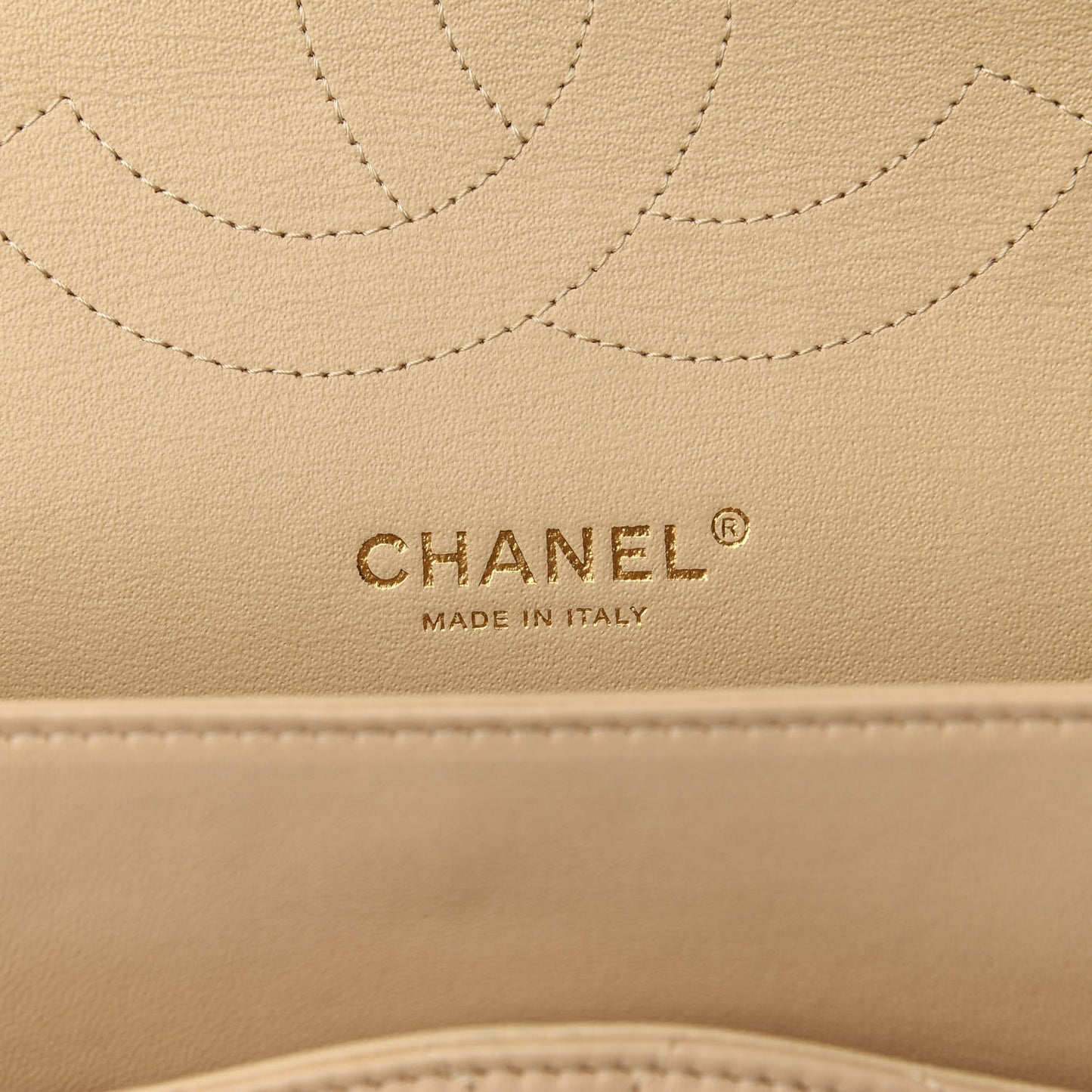 Lambskin Quilted Jumbo Double Flap Beige Clair