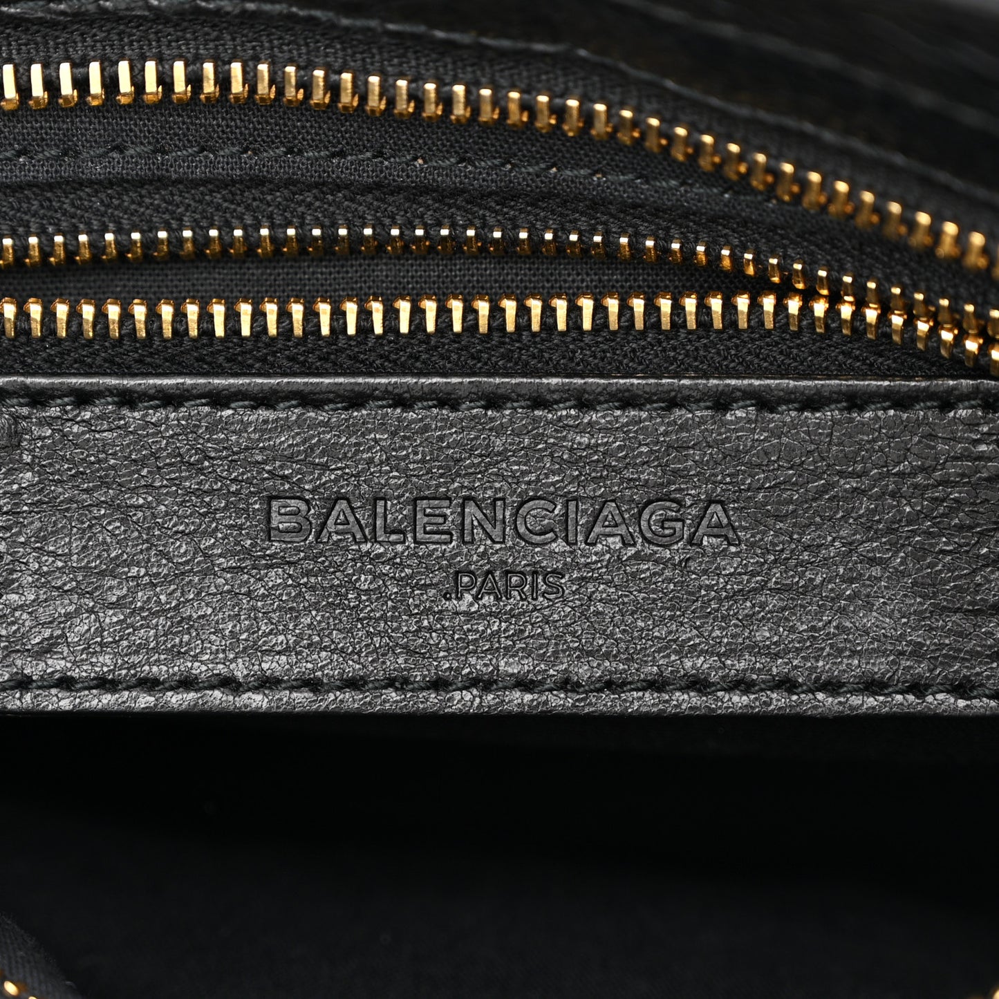 Agneau Giant 12 Gold Hardware Mini City Black