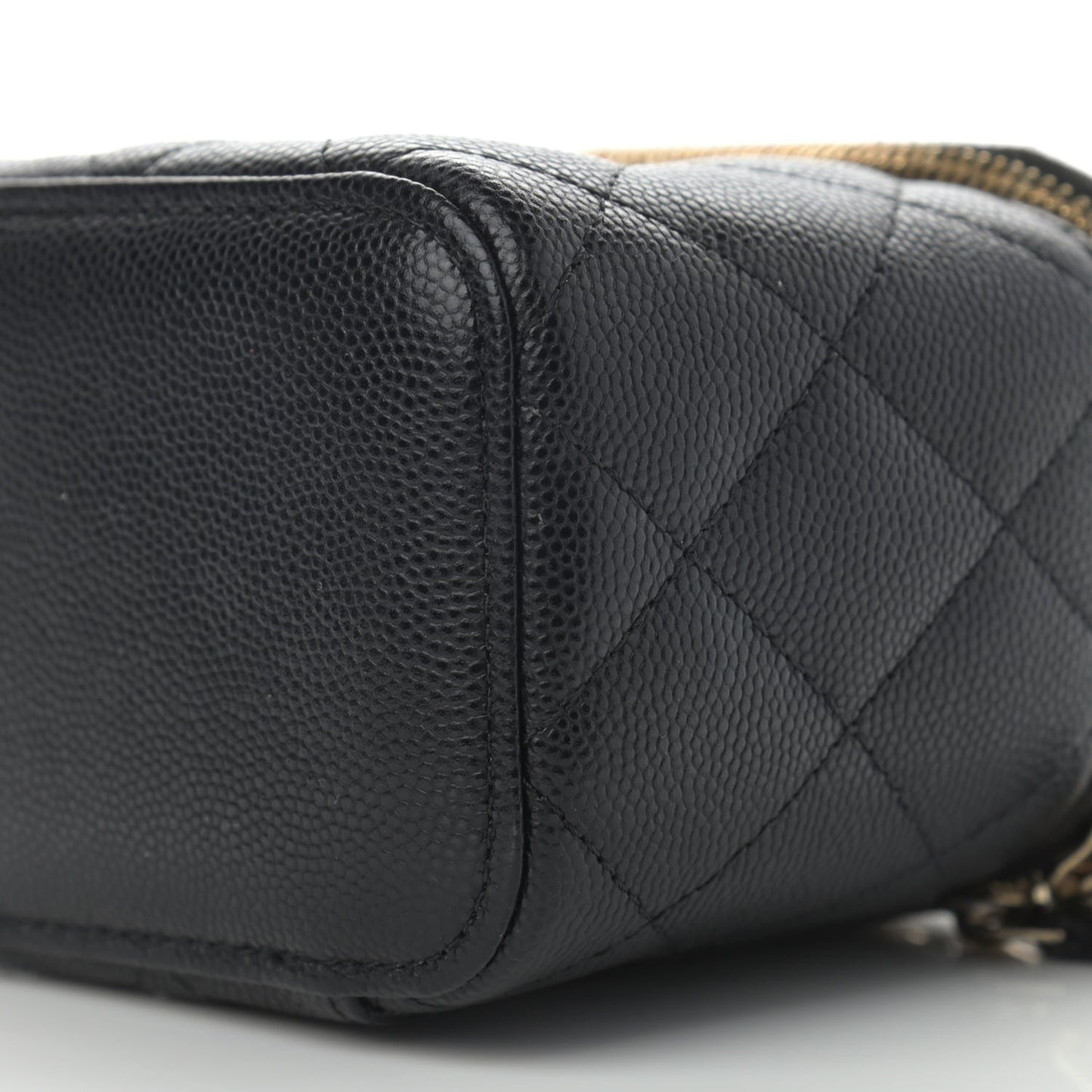 Caviar Quilted Mini Vanity Case With Chain Black
